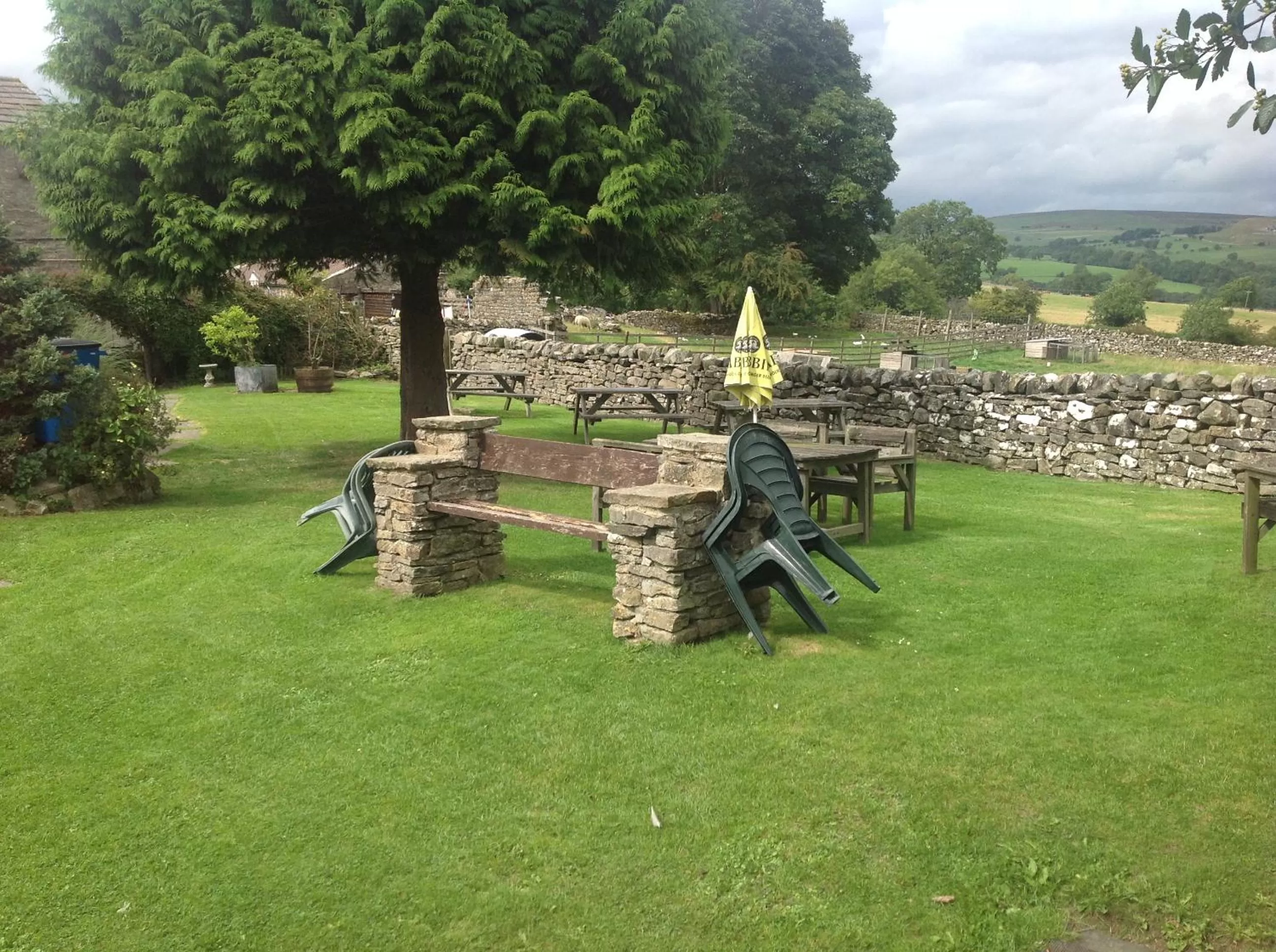 Garden in Bolton arms downholme