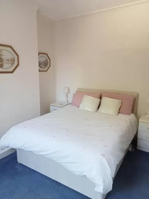 Bed in Private rooms with breakfast in Bishop Auckland