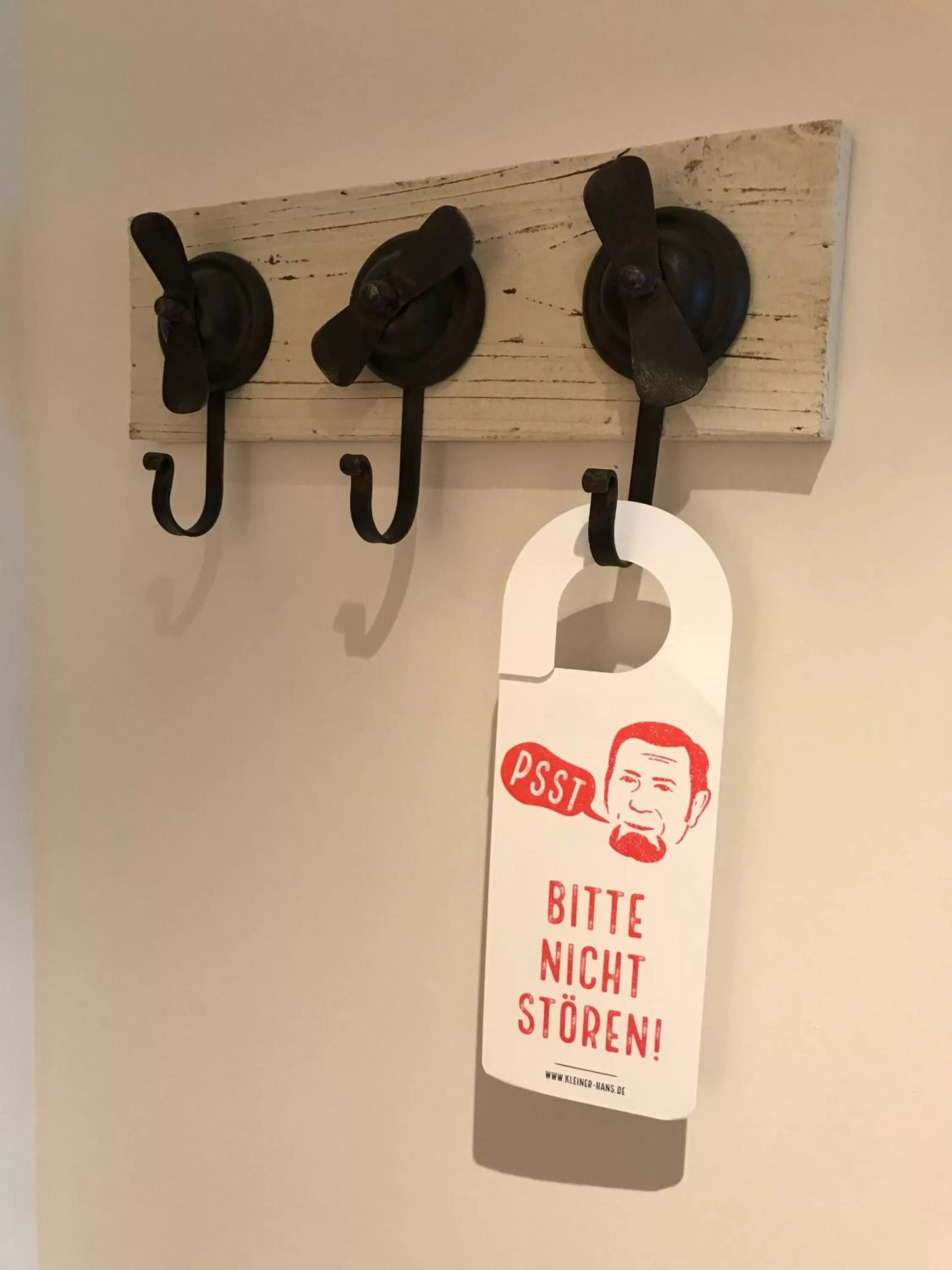 Logo/Certificate/Sign in Der Kleine Hans - GARDELS Basics