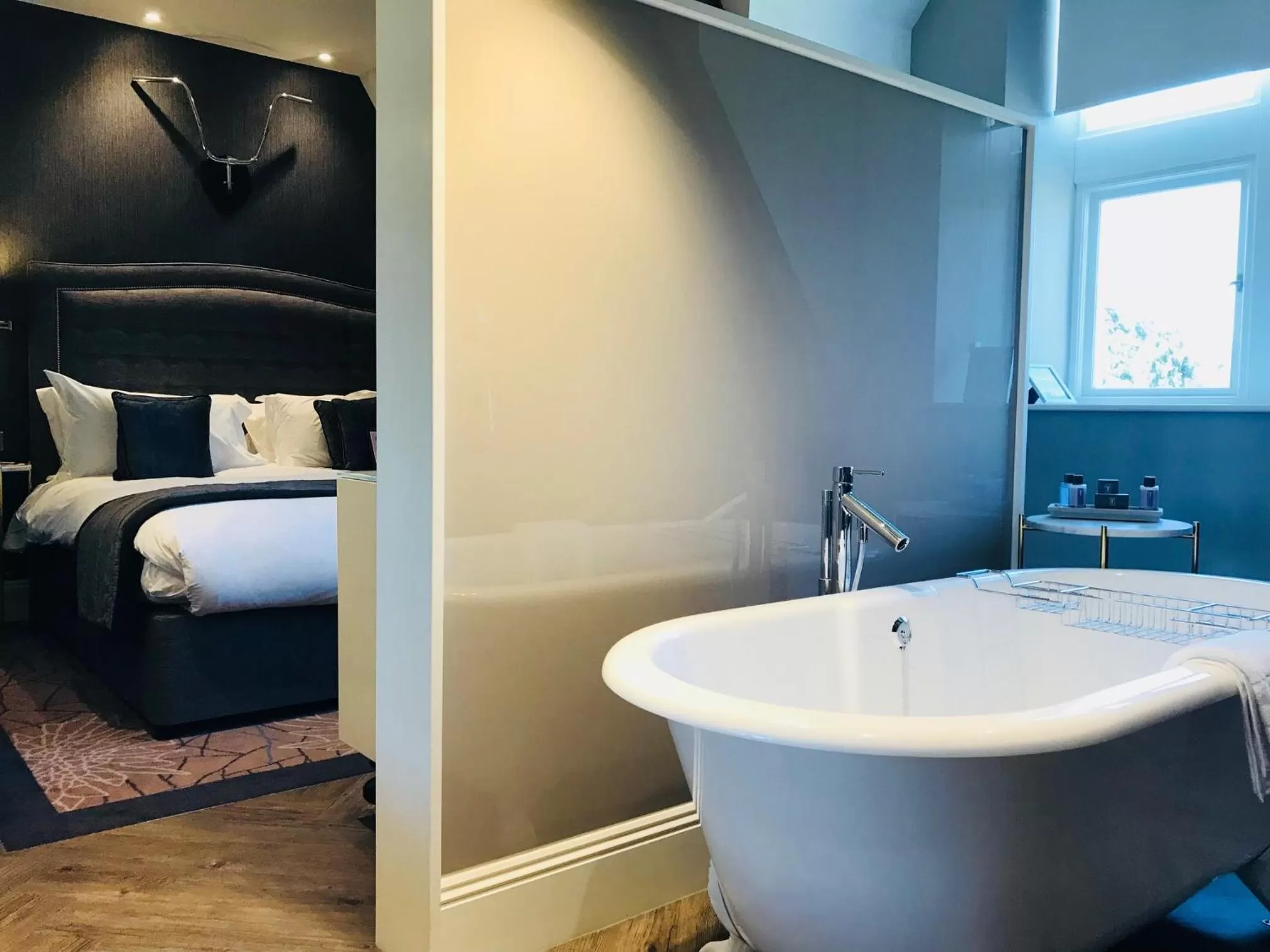 Bath, Bed in Oddfellows On The Park