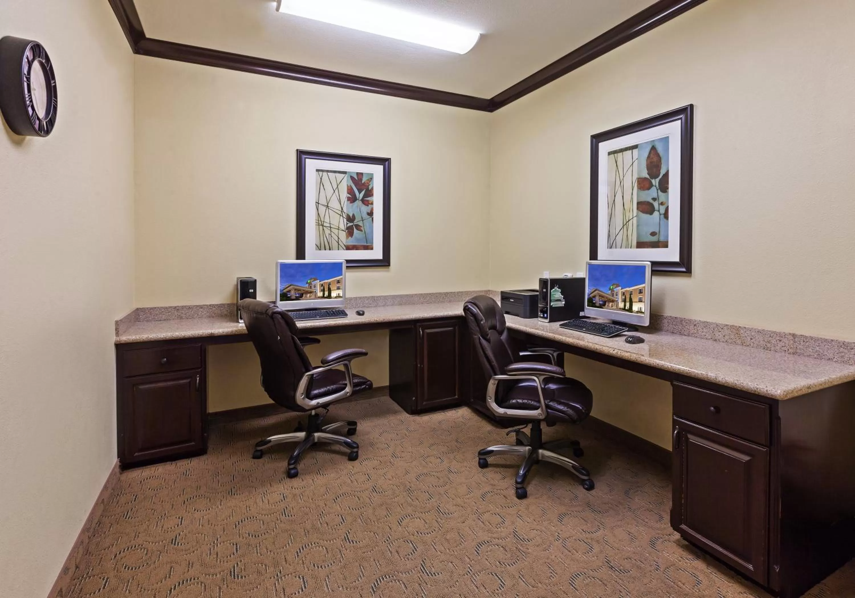 Other in Holiday Inn Express & Suites Victoria, an IHG Hotel