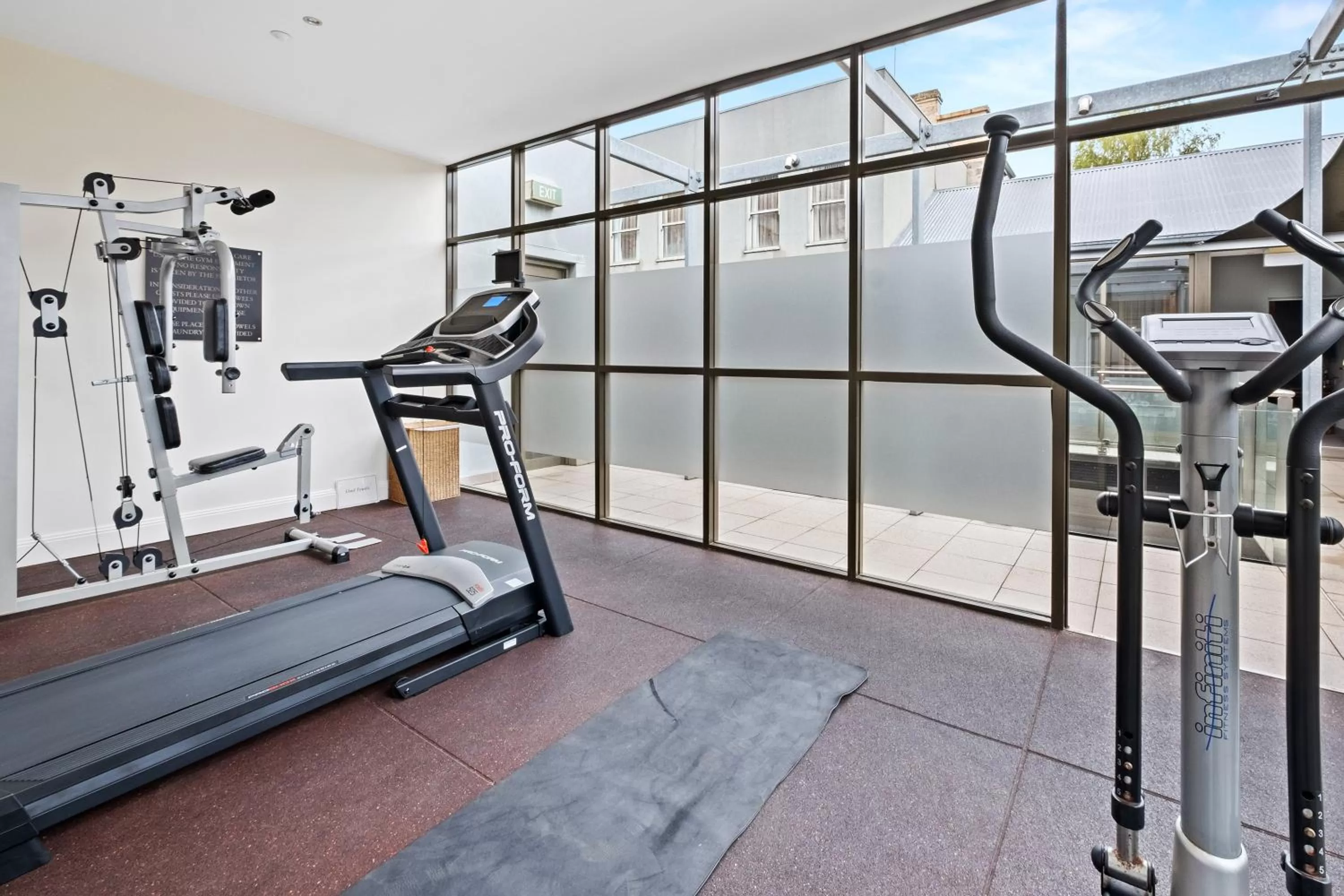 Fitness centre/facilities in Quality Inn Heritage on Lydiard