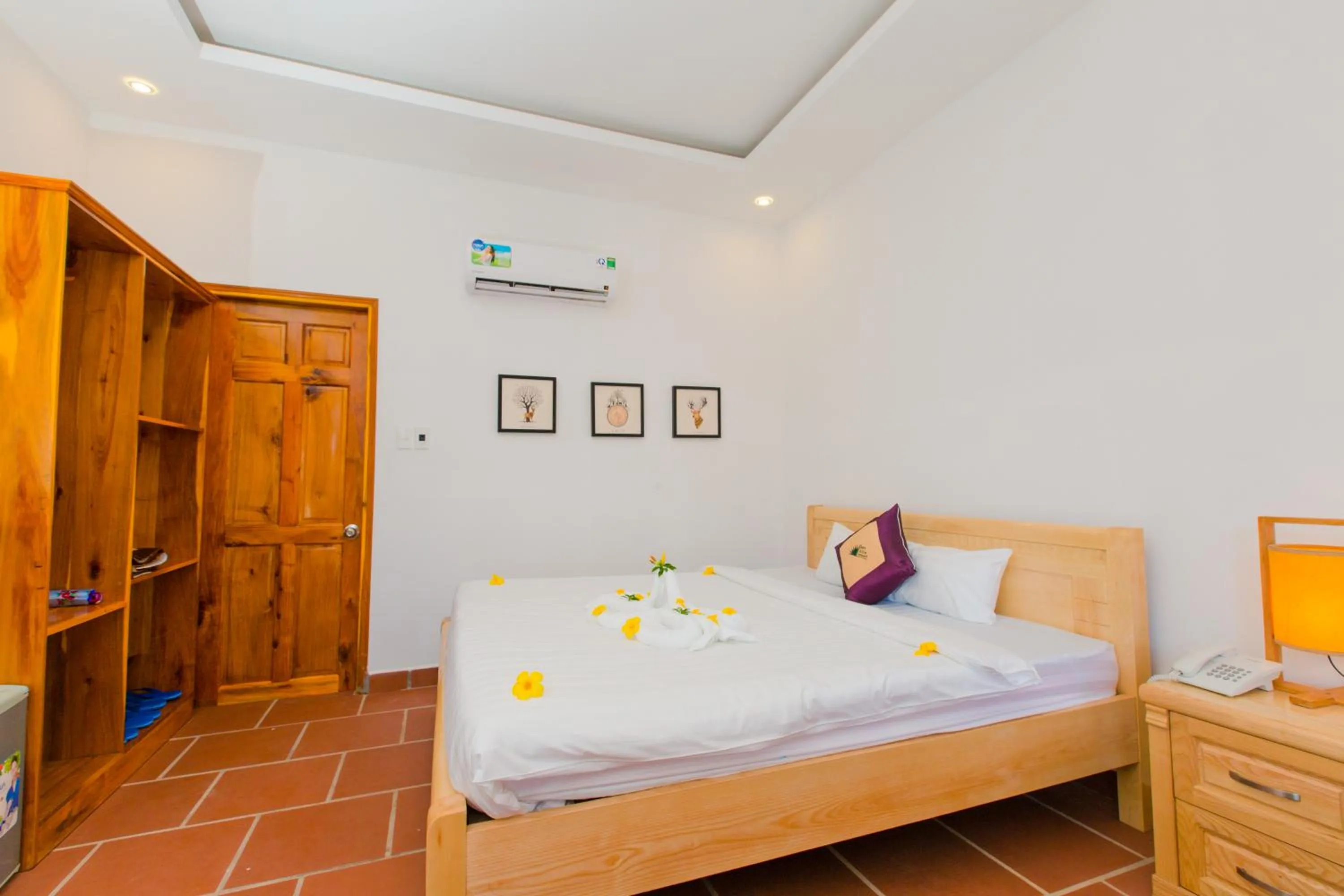 Bed in Palm Hills Resort