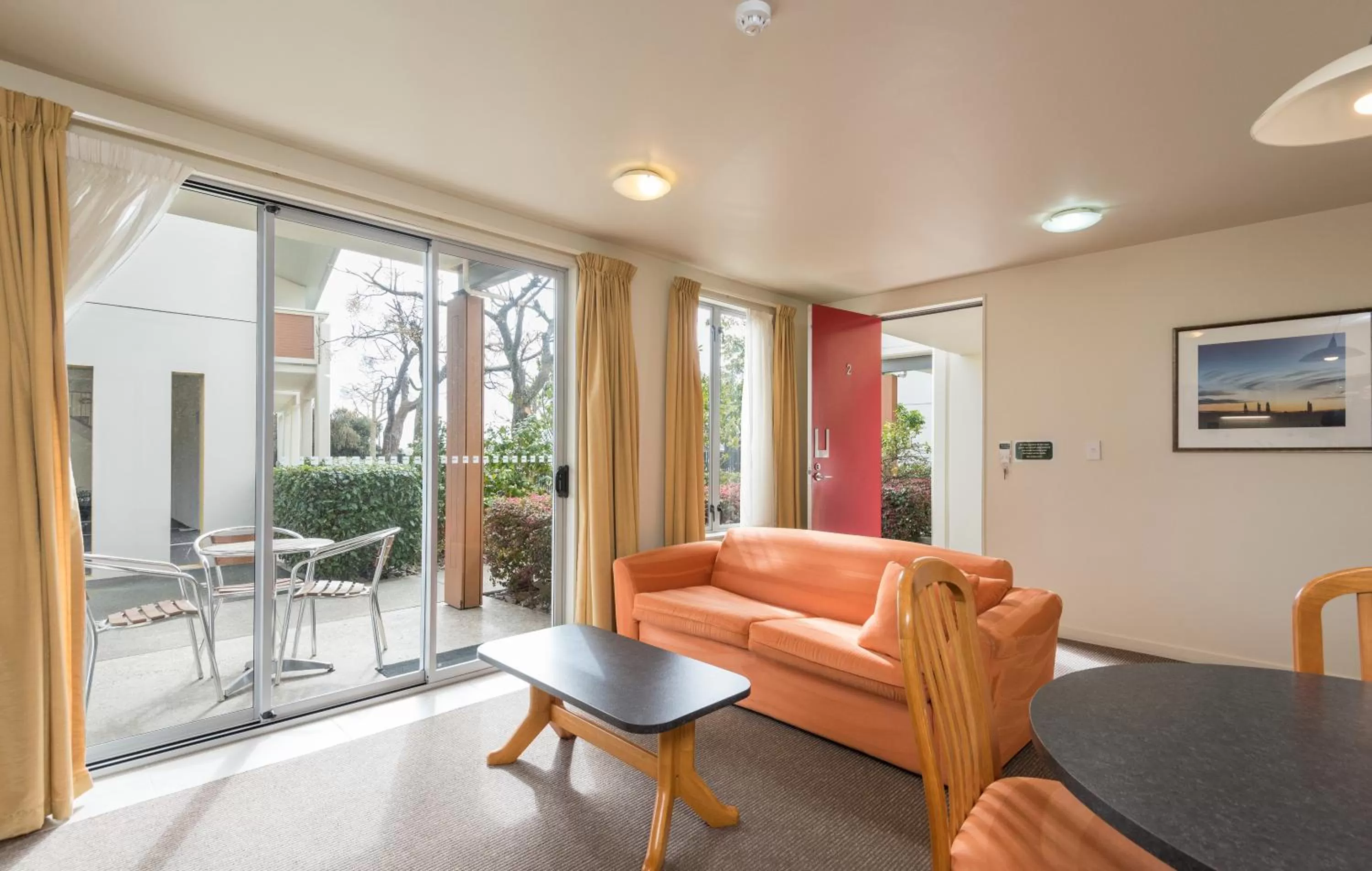 Garden view in Parkside Motel