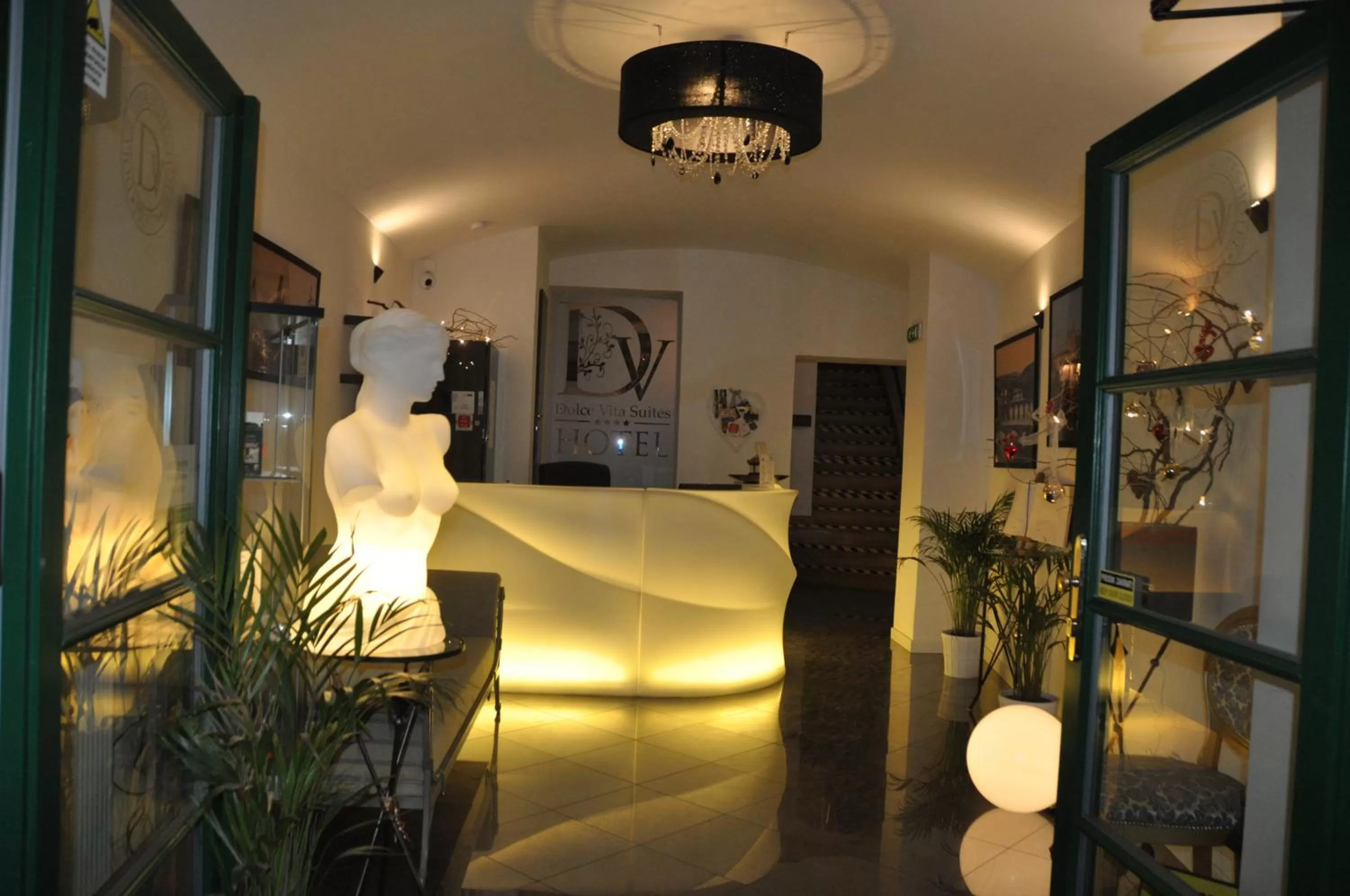 Lobby or reception in Dolce Vita Suites Boutique