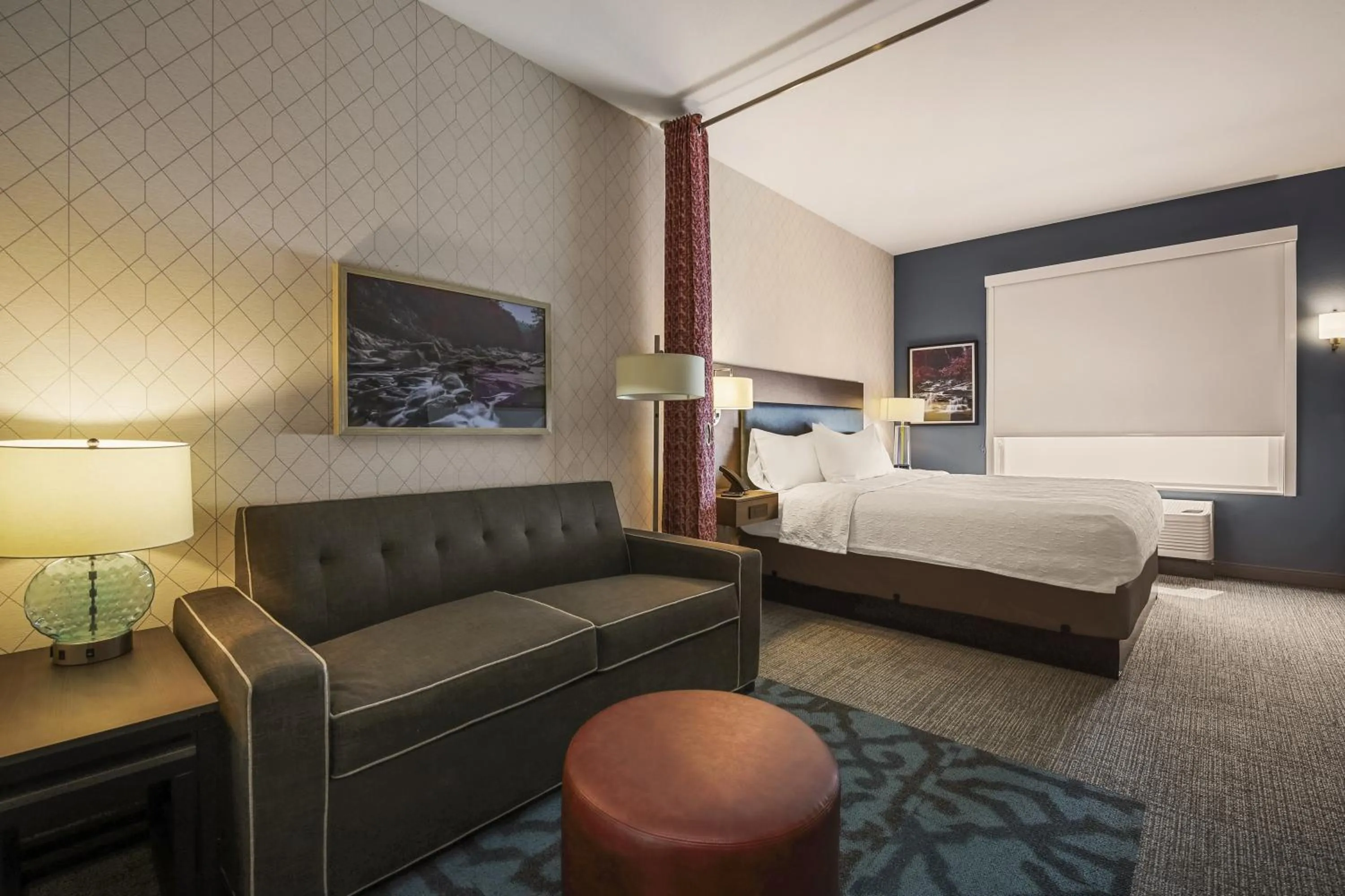 Photo of the whole room, Bed in Home2 Suites By Hilton Cookeville