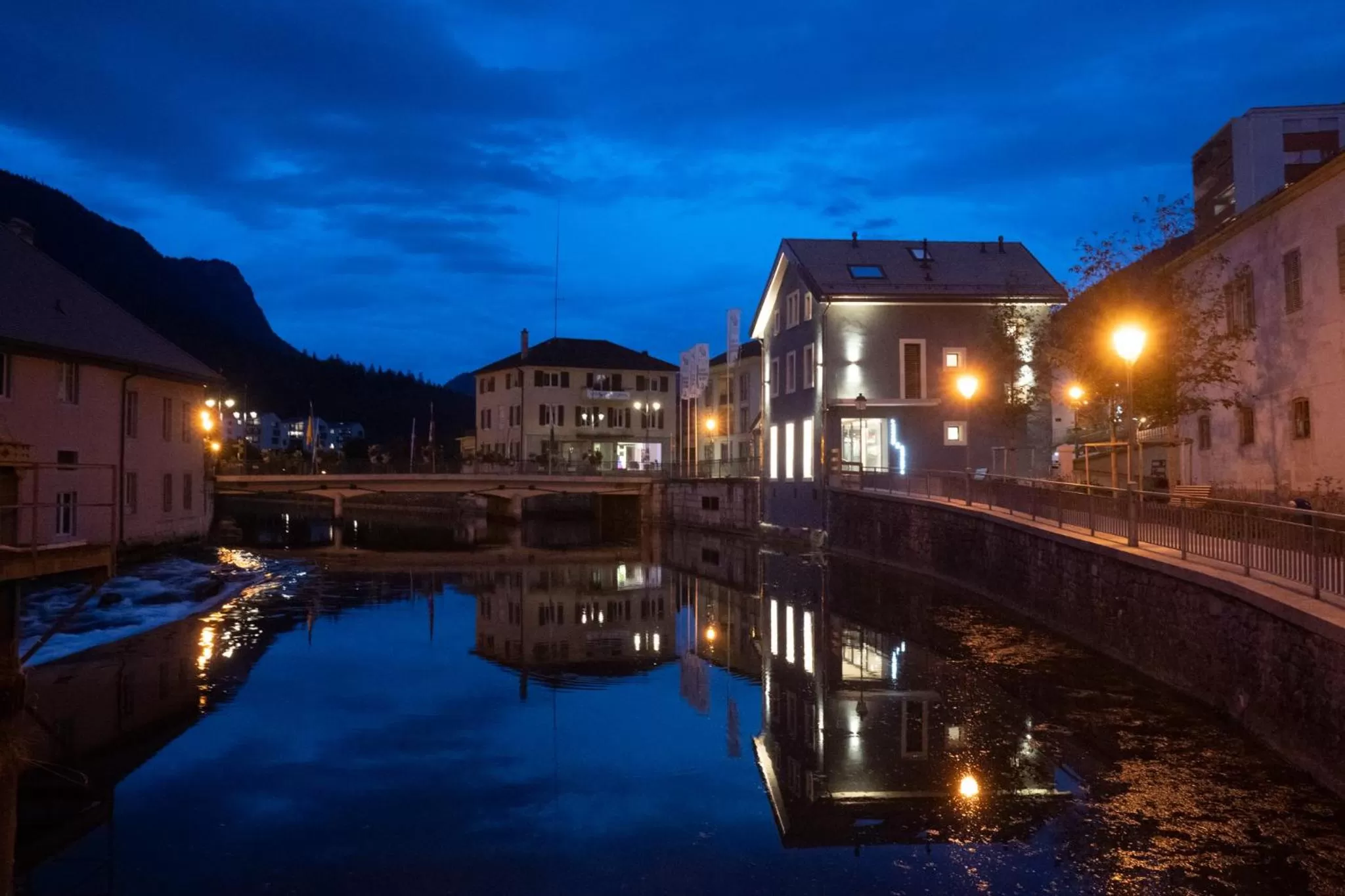Night, Swimming Pool in Hotel de la Concorde