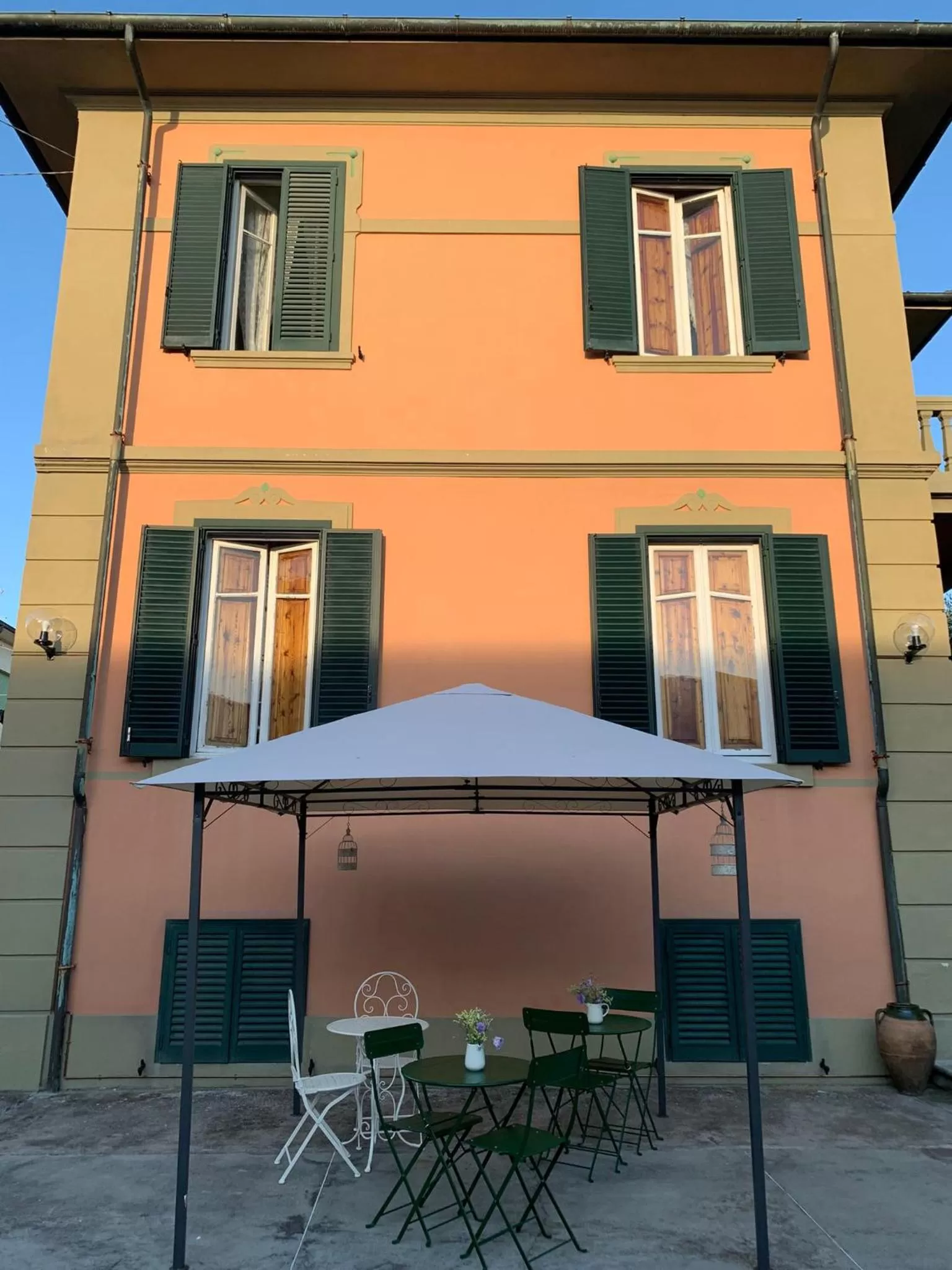 City view in Villa Adelina