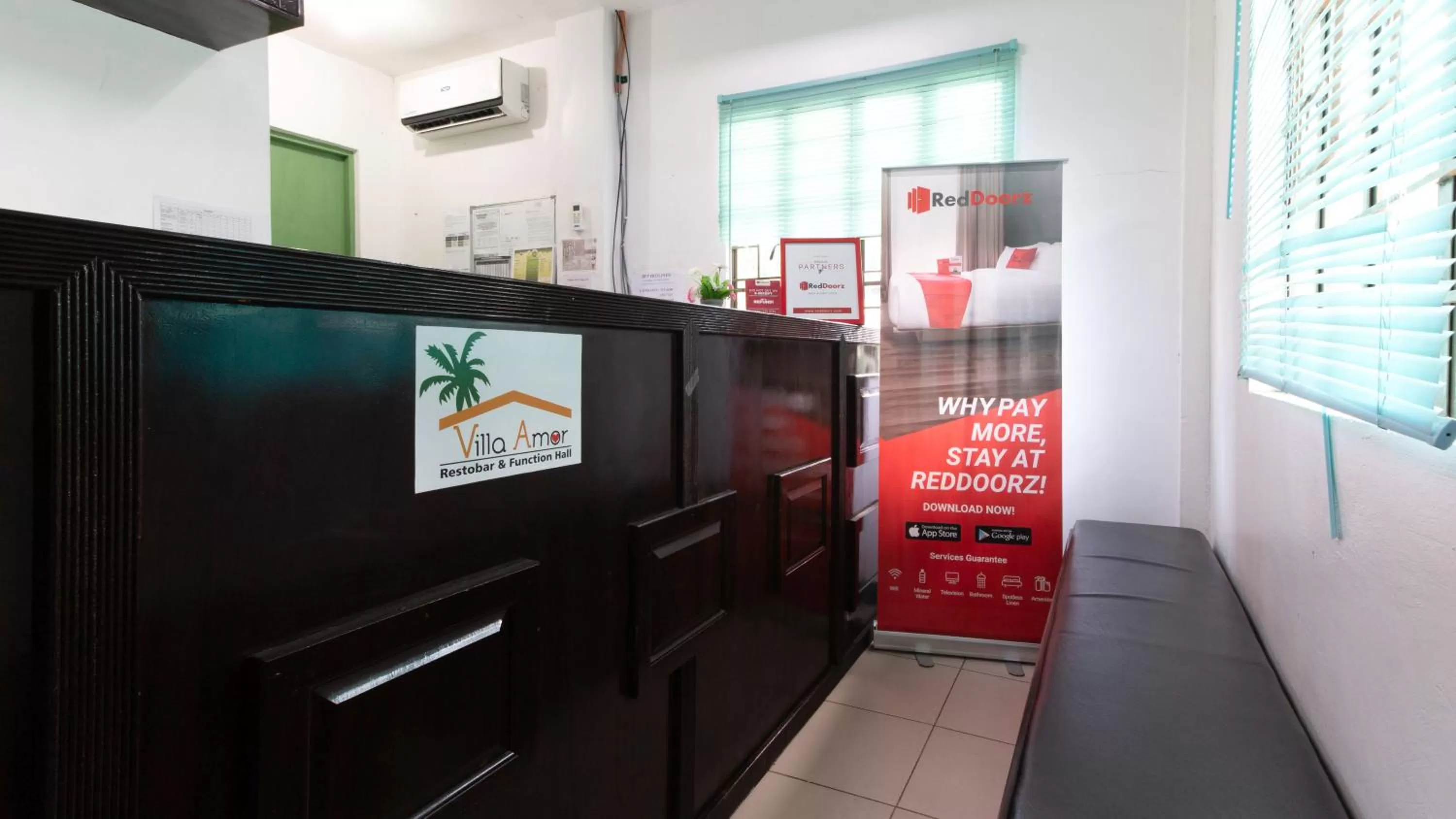 Lobby or reception in RedDoorz @ Picas Sagkahan Tacloban
