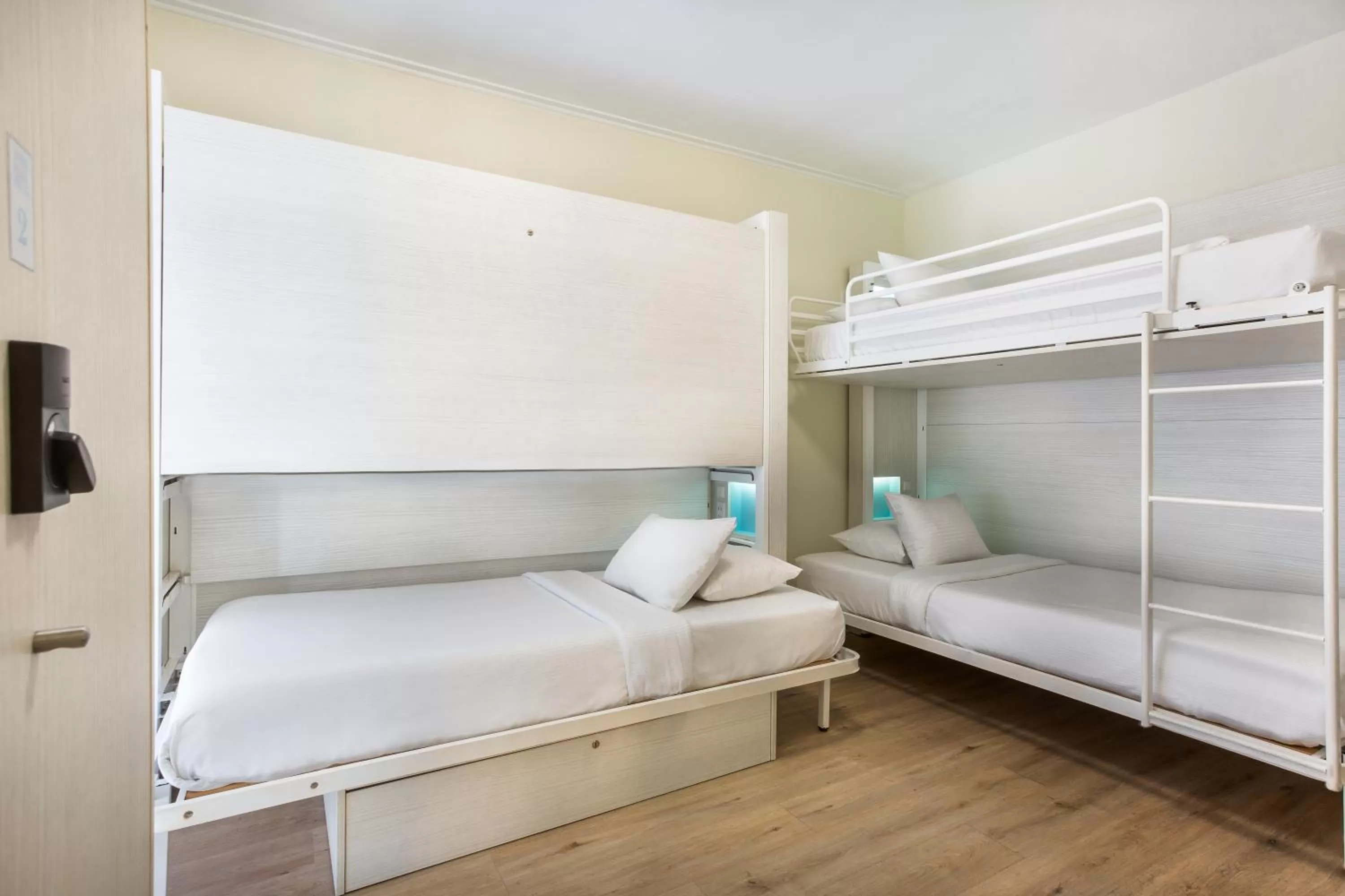 bunk bed, Bed in Nyah - Adult Exclusive