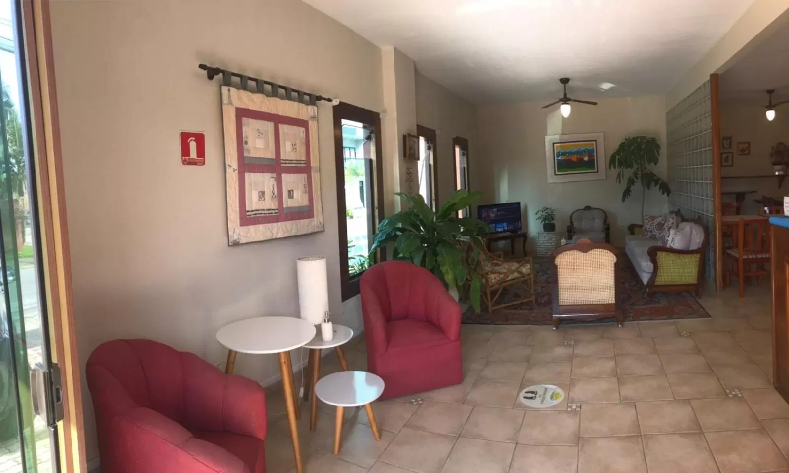 Living room in Pousada Mar Azul