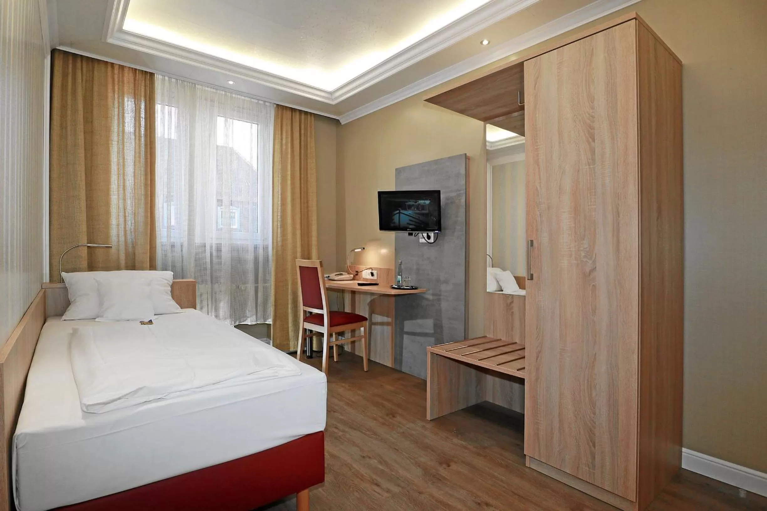 Photo of the whole room, Bed in Hotel Danner