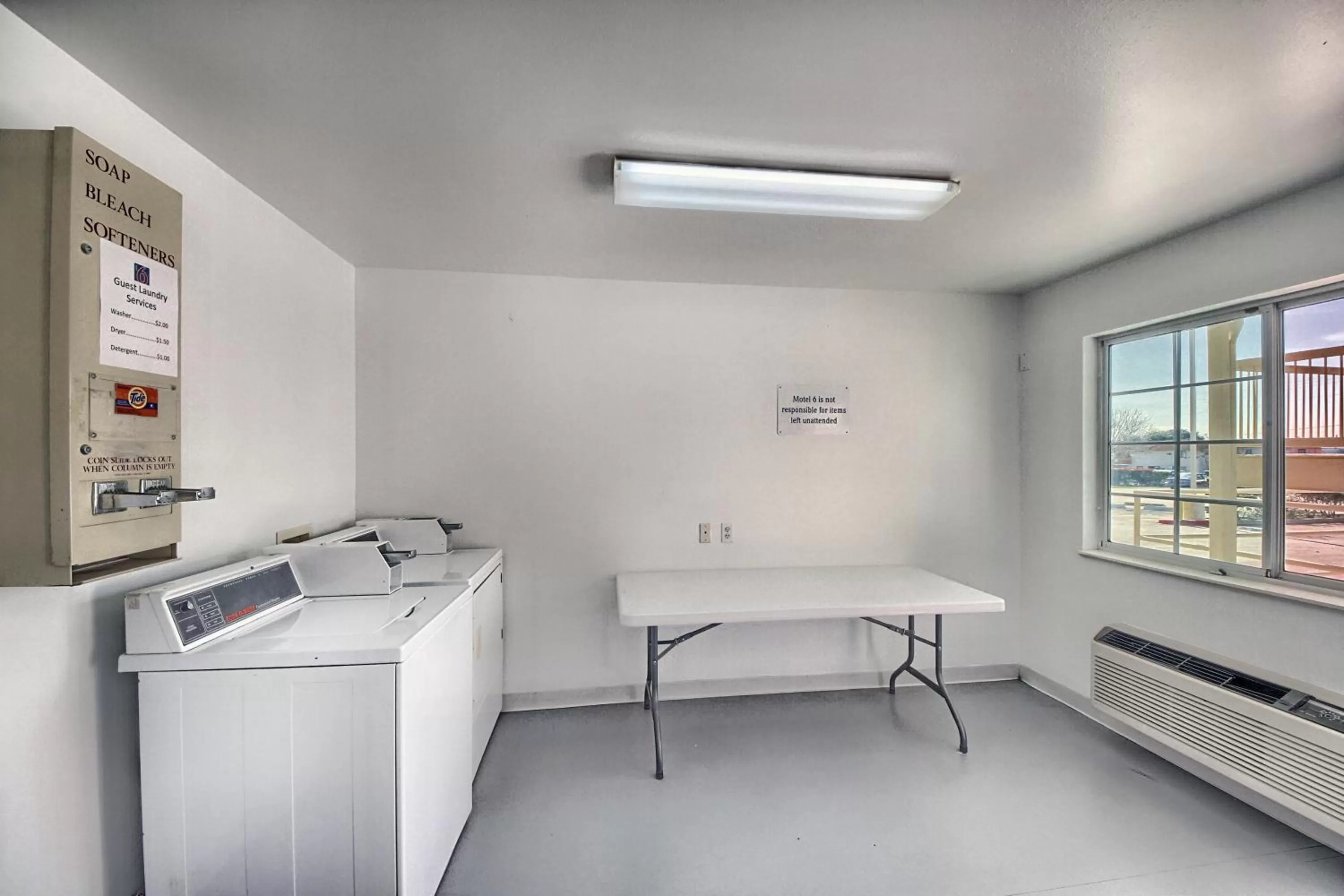 Area and facilities in Motel 6-Kerrville, TX