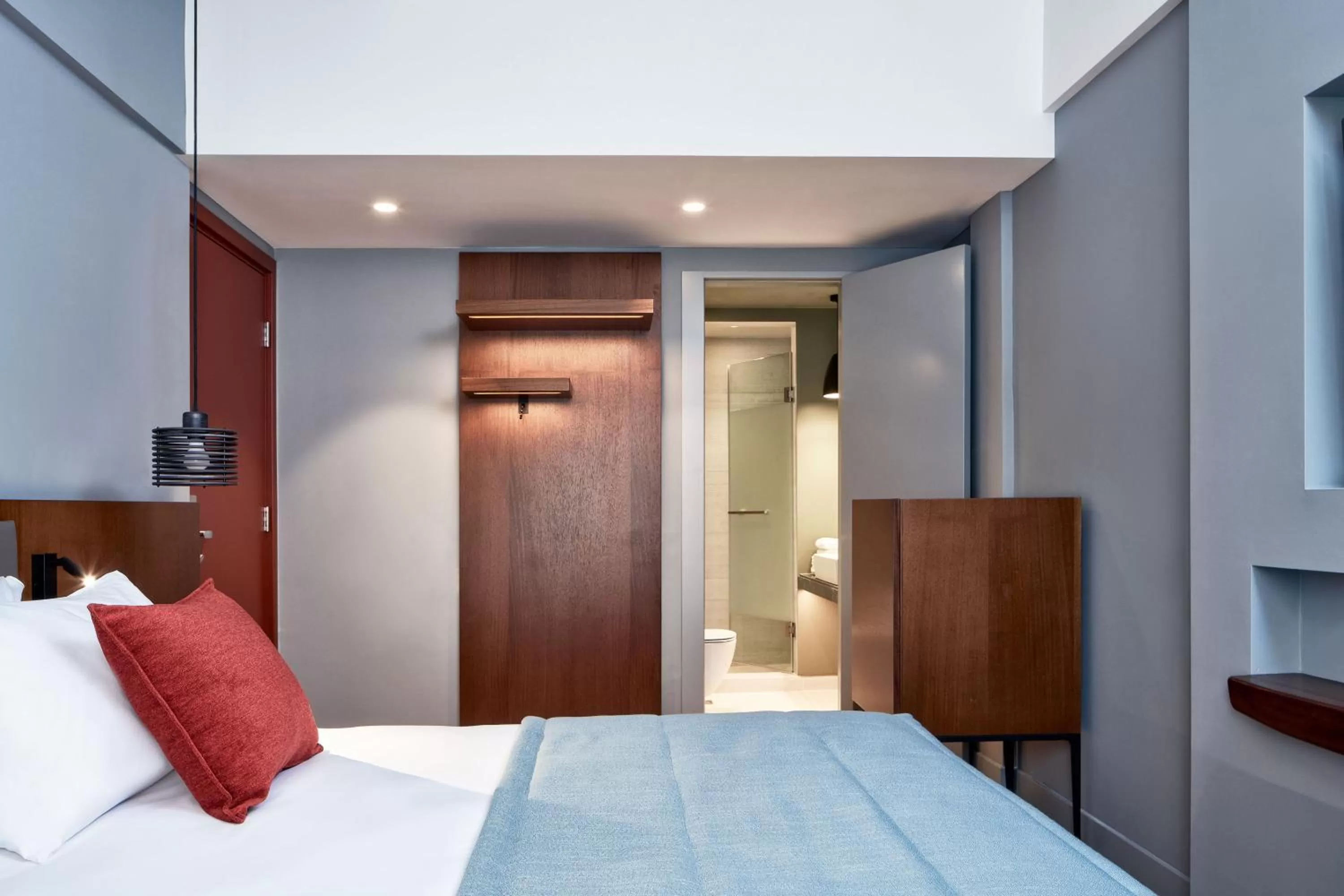 Photo of the whole room, Bed in Hotel Achilleas