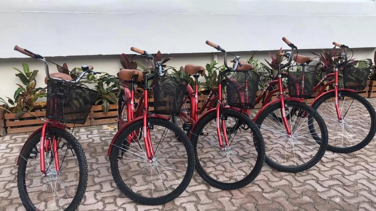 Cycling, Biking in Kukulcan by Emotion