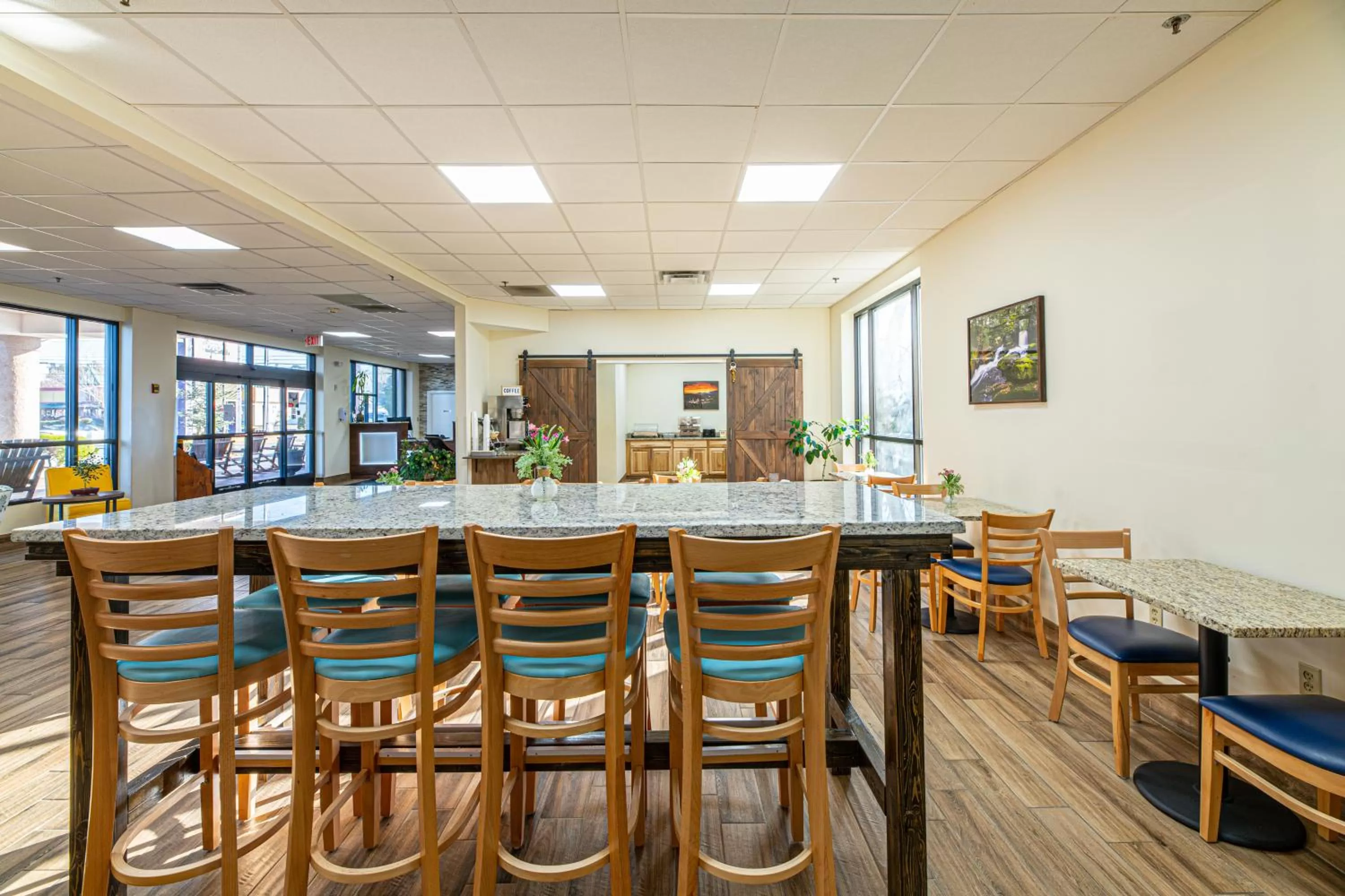 Breakfast in River Bend Inn - Pigeon Forge