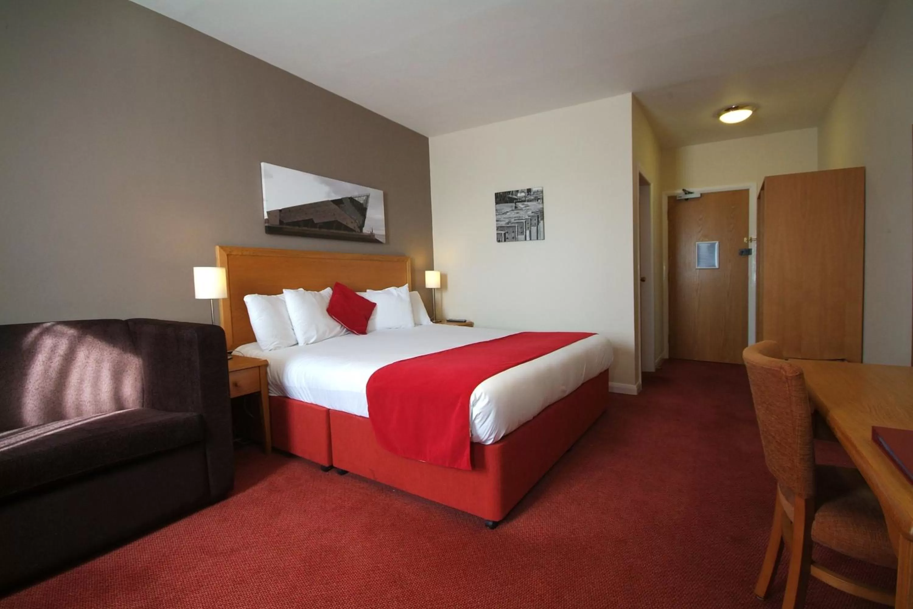 Bed in Kingstown Hotel by Greene King Inns