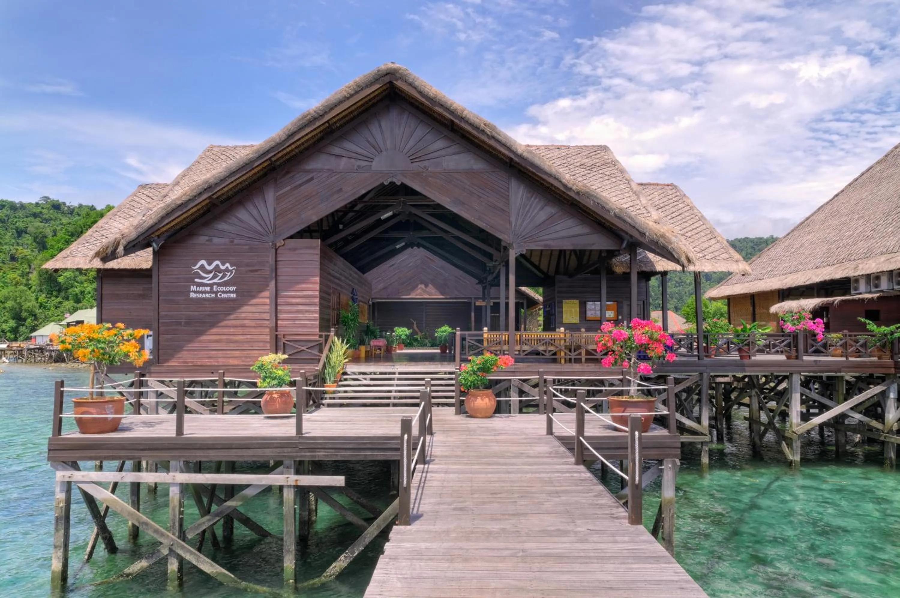 Property building in Gayana Marine Resort