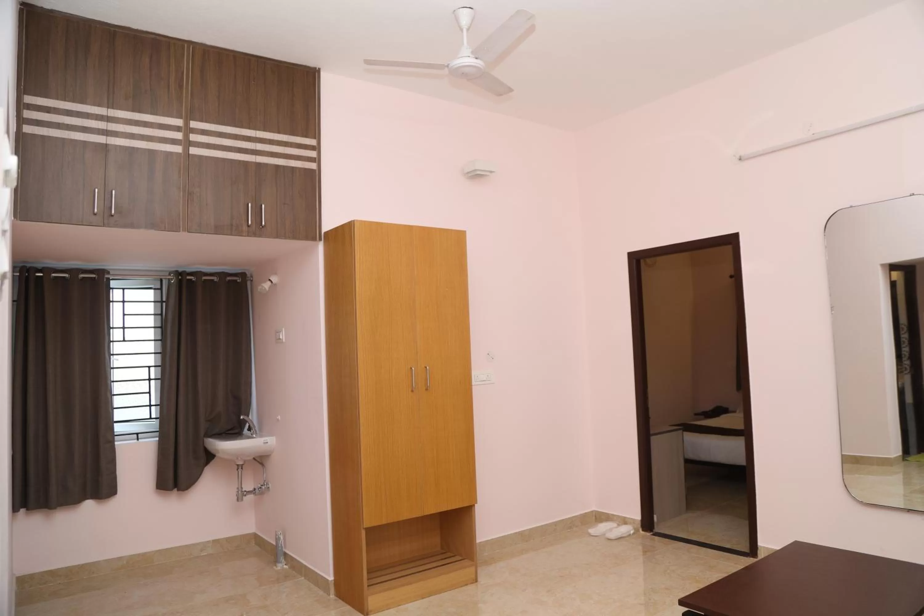TV/Entertainment Center in Hotel RK - Temple Stay