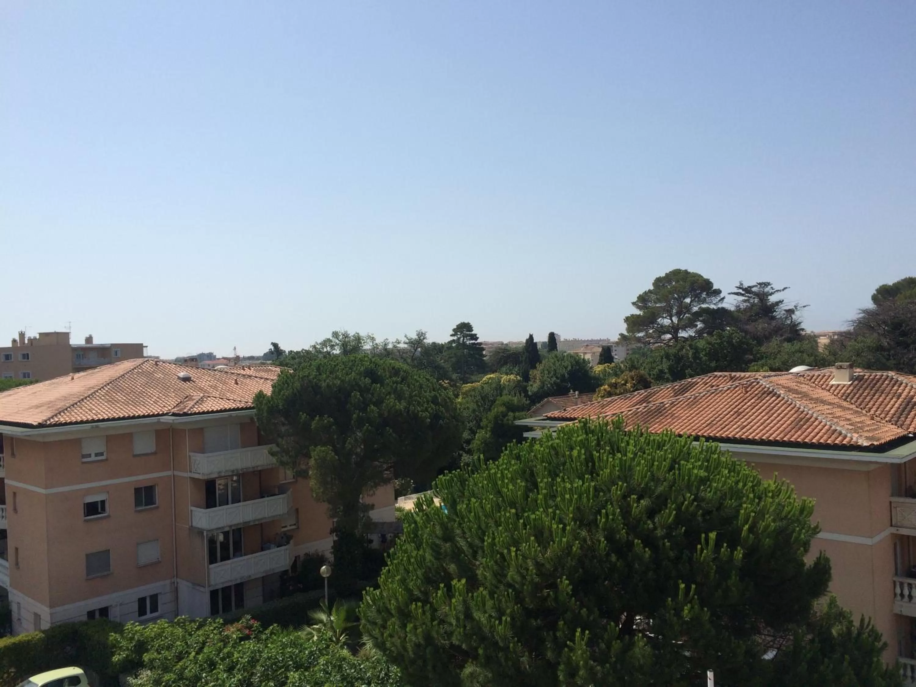 View (from property/room) in Hôtel restaurant Kyriad Fréjus