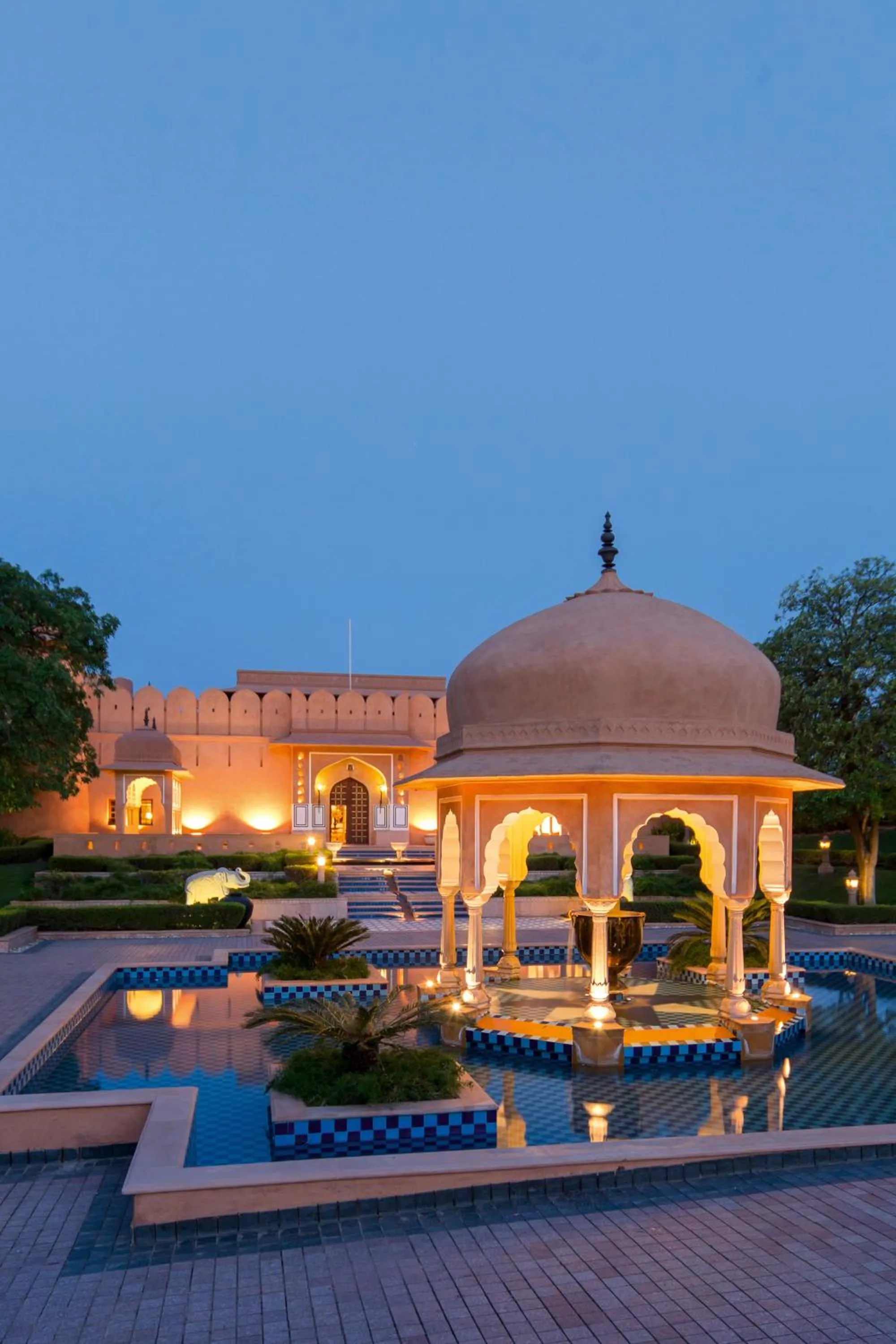 Facade/entrance in The Oberoi Rajvilas Jaipur