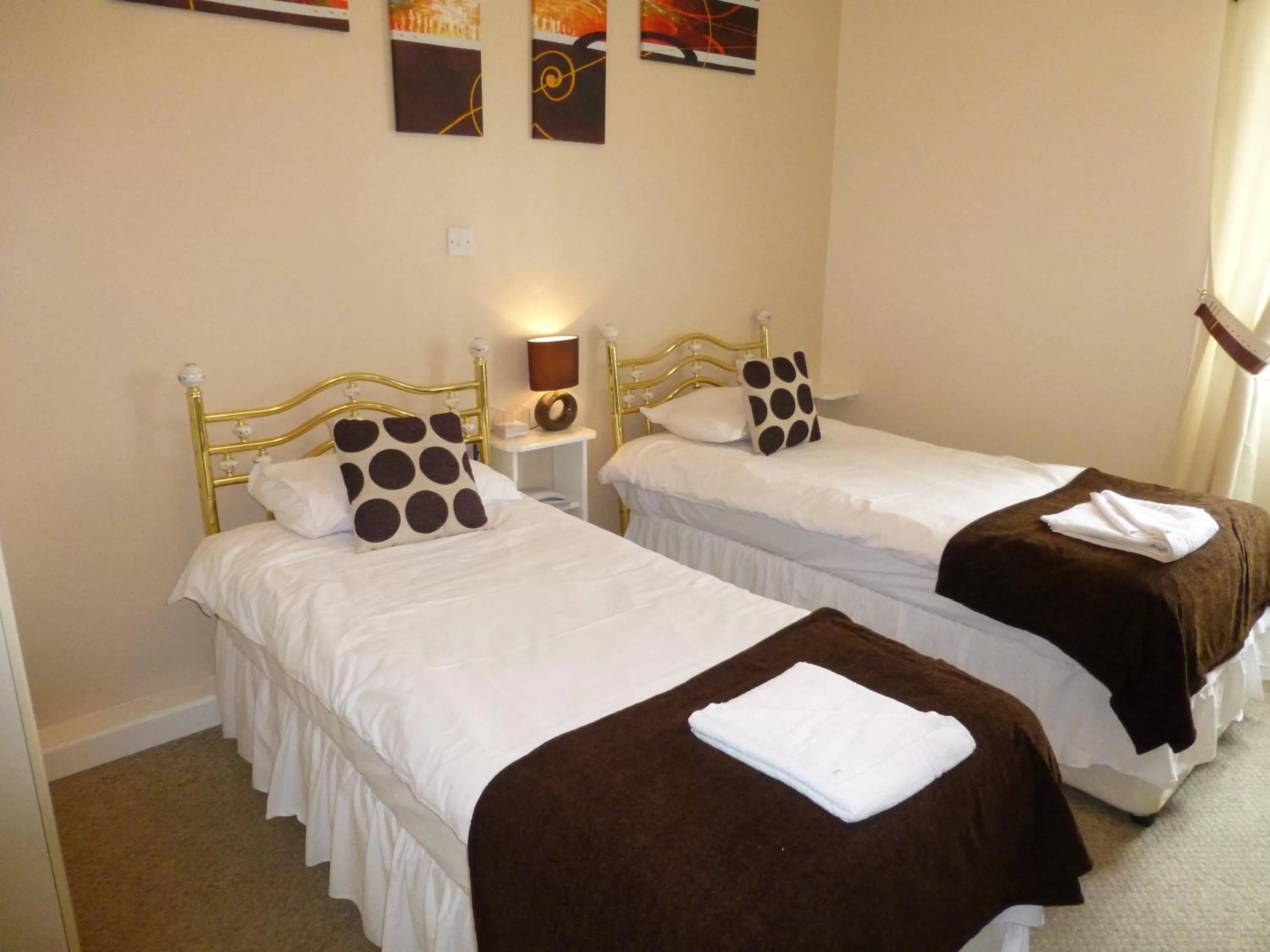 Bedroom, Bed in Maes Manor Country Hotel