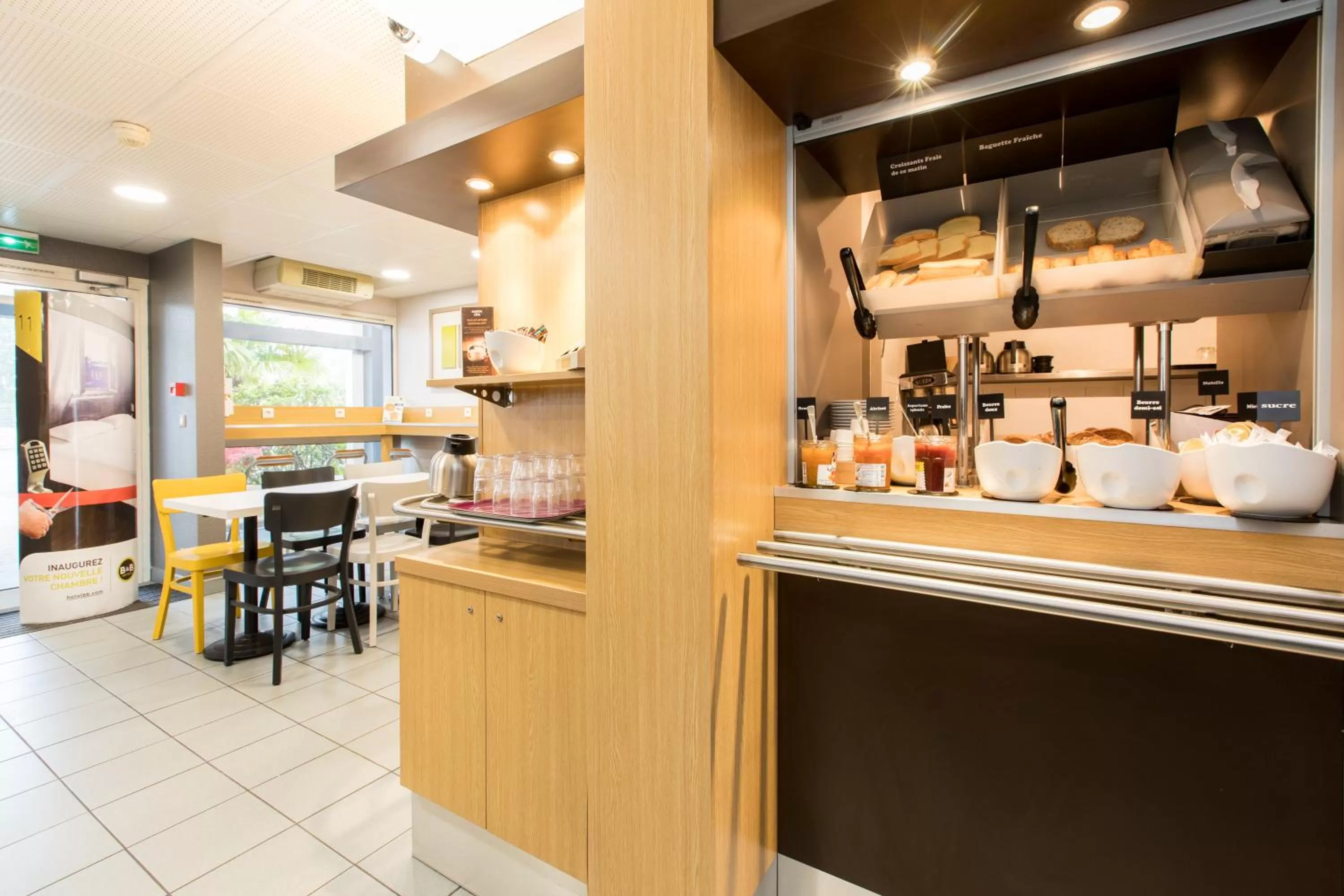 Buffet breakfast in B&B HOTEL Rennes Nord St Grégoire