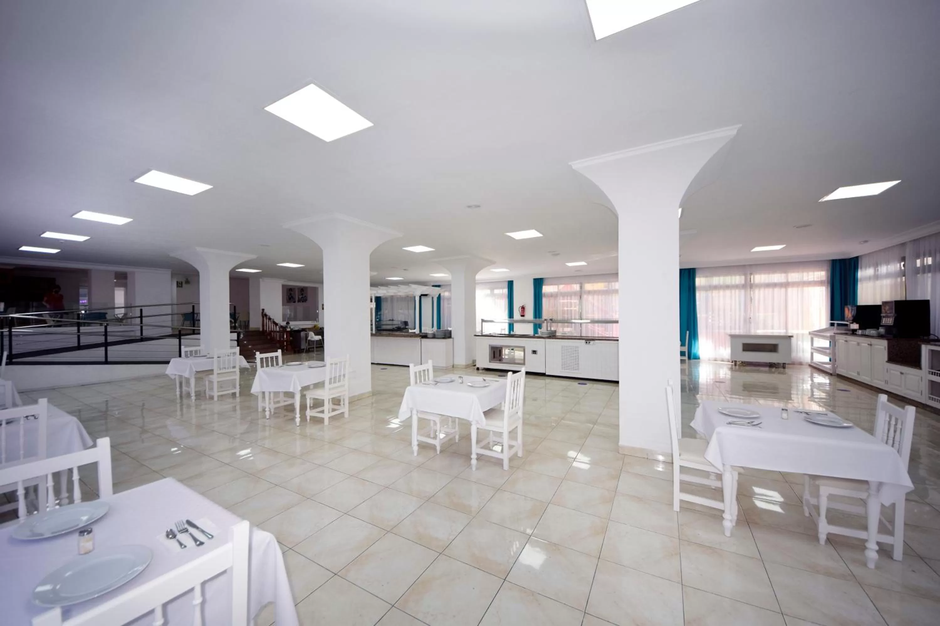 Dining area in Skyview Hotel Tenerife