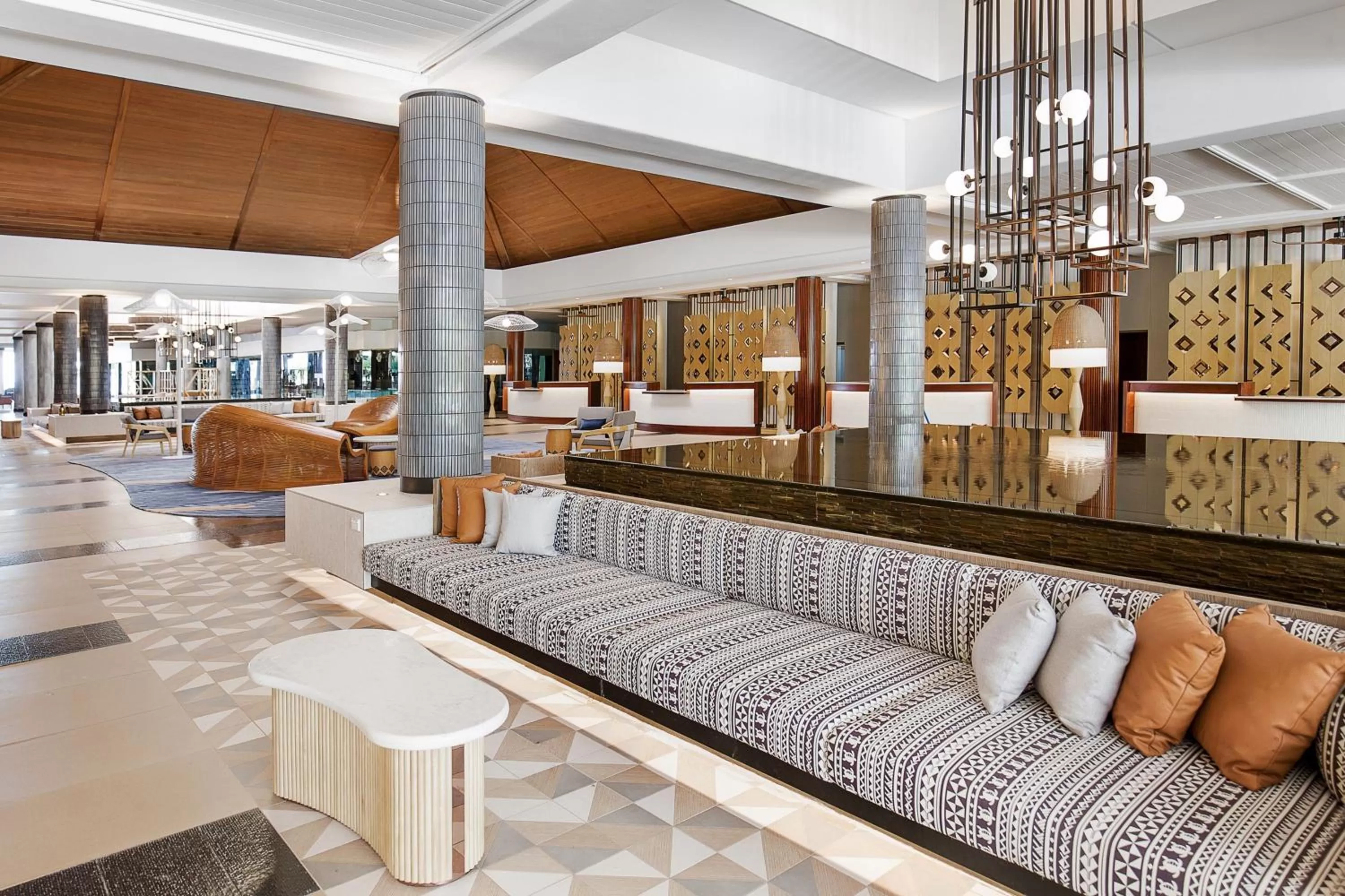 Lobby or reception in Sheraton Fiji Golf & Beach Resort