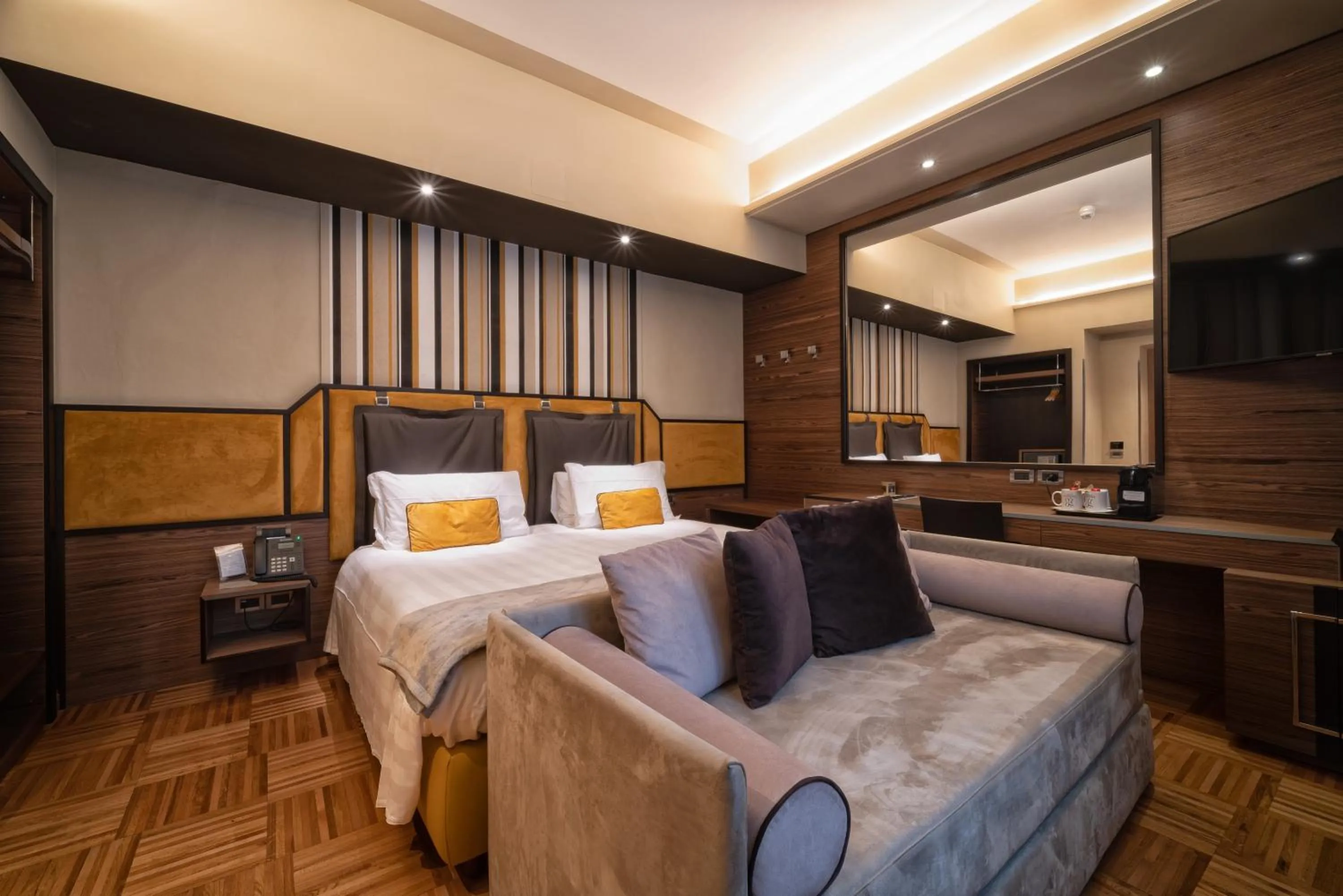 Photo of the whole room, Bed in Solo Experience Hotel