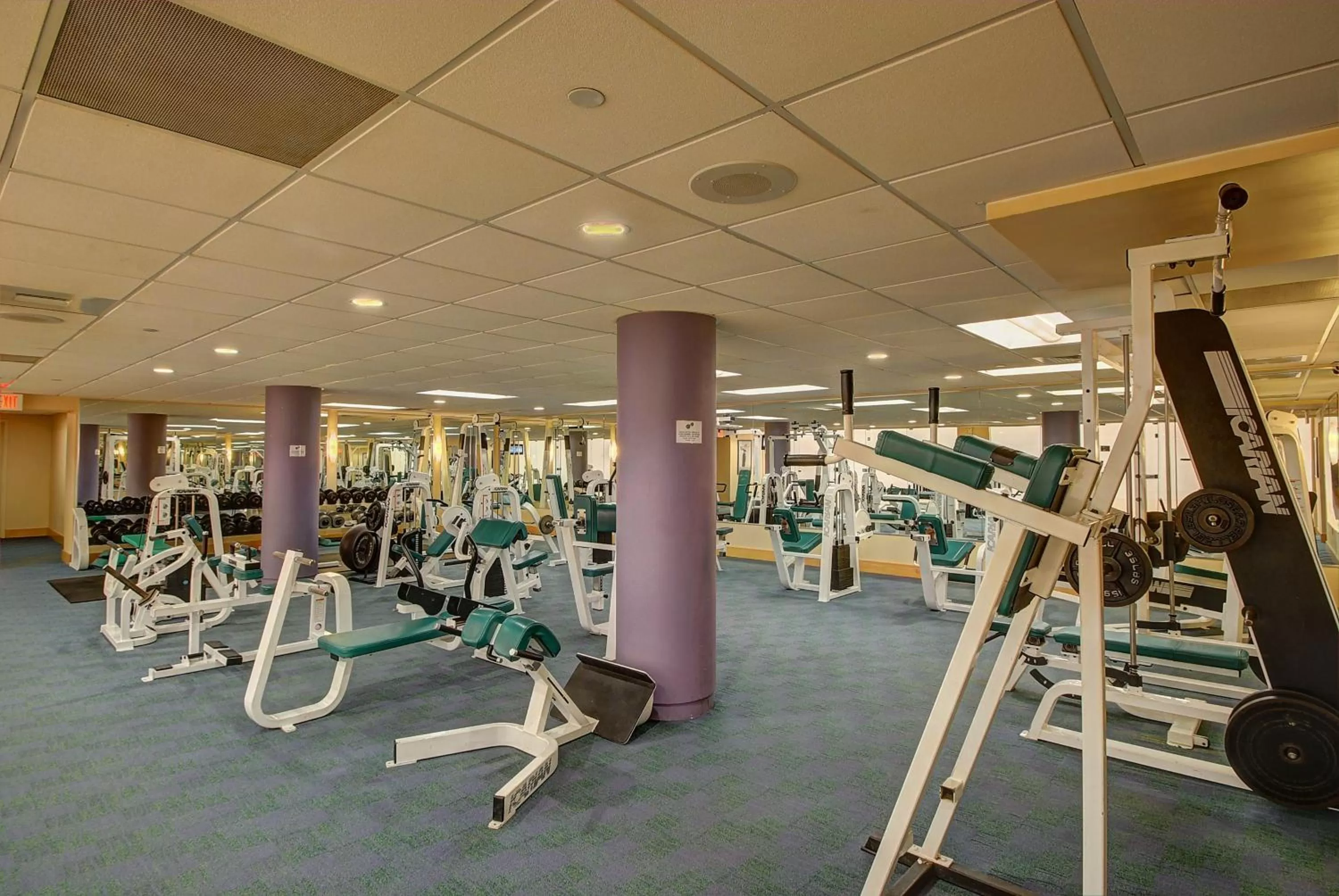 Fitness centre/facilities in Wellsworth Hotel
