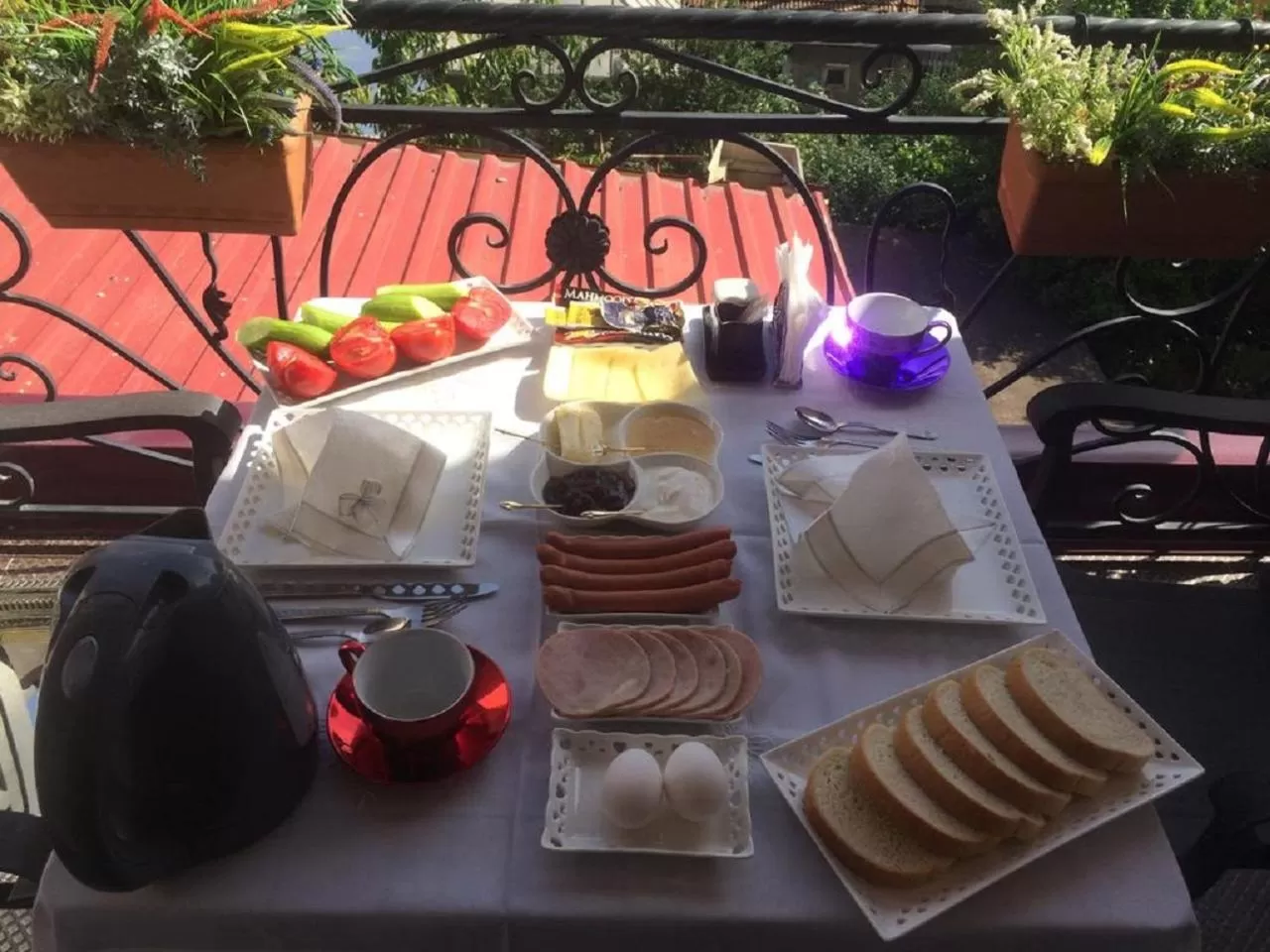 Food and drinks in Hotel S.R