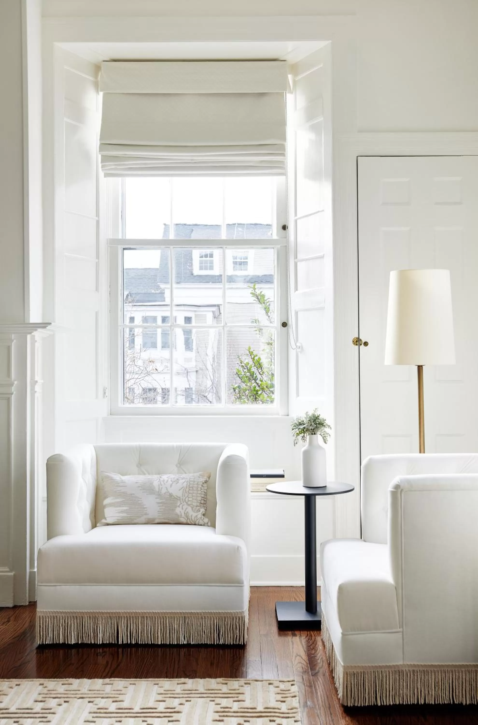 Seating area in Kennebunkport Captains Collection