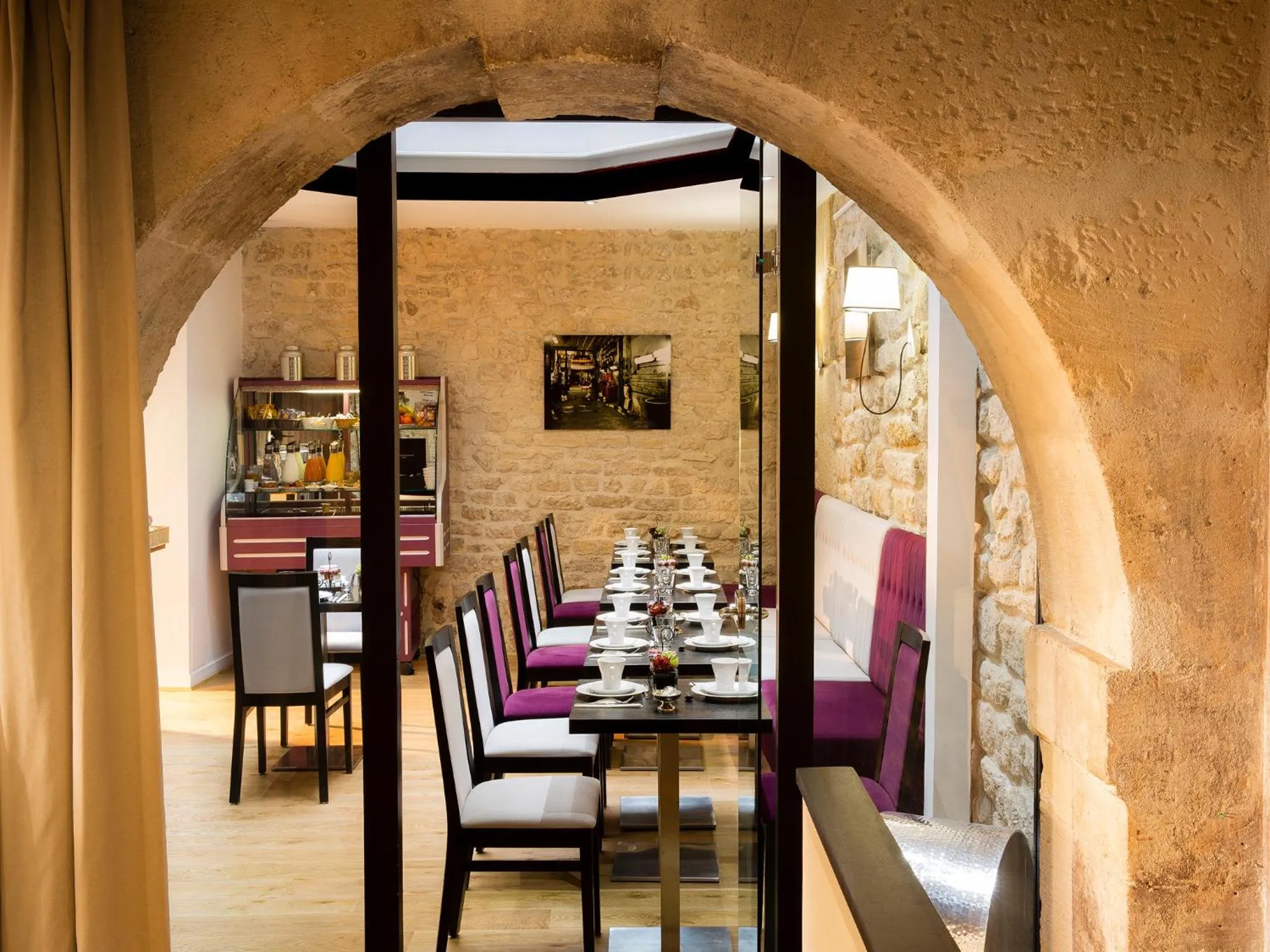 Buffet breakfast in Hôtel Jacques de Molay - Fitness & Sauna