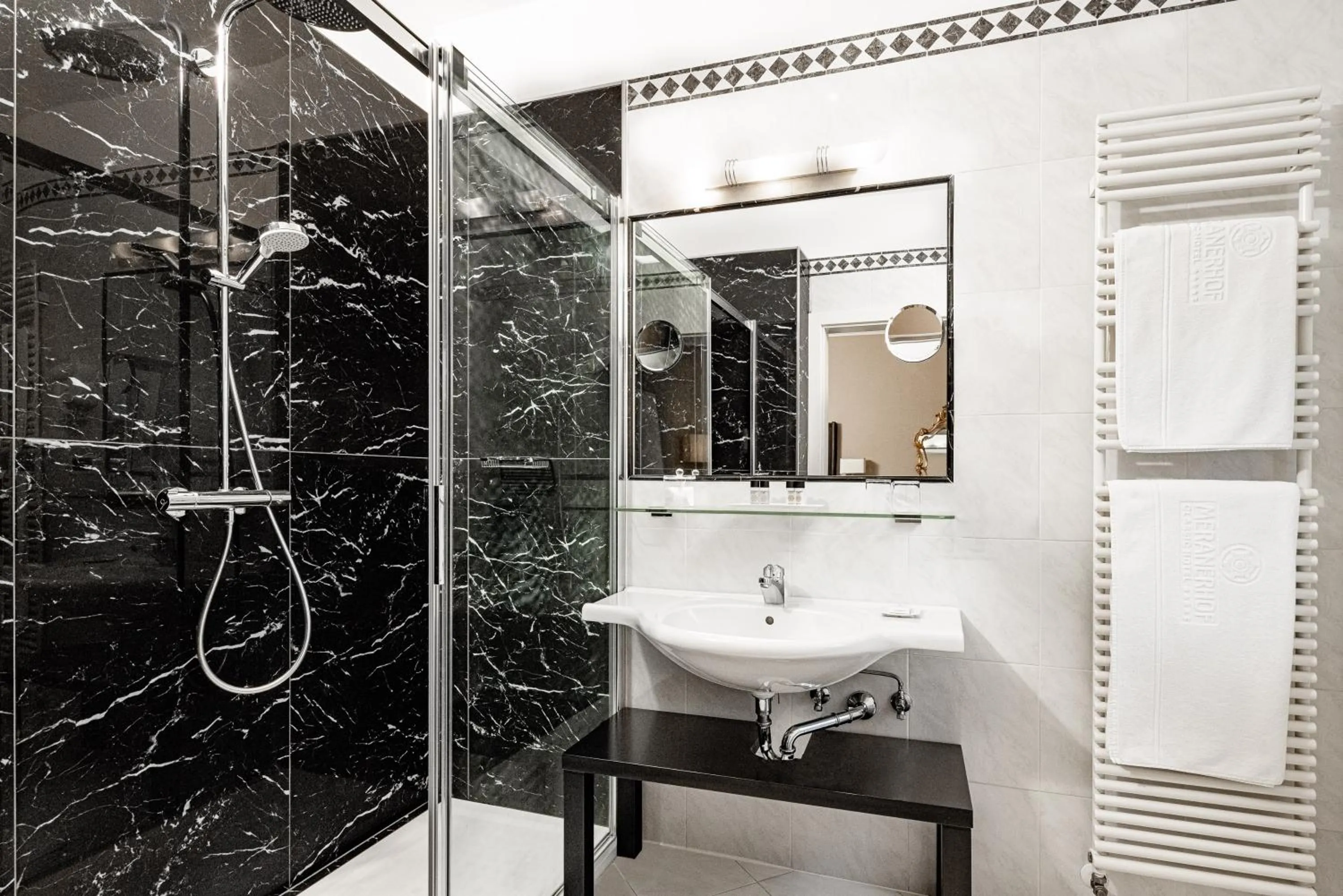 Shower in Classic Hotel Meranerhof