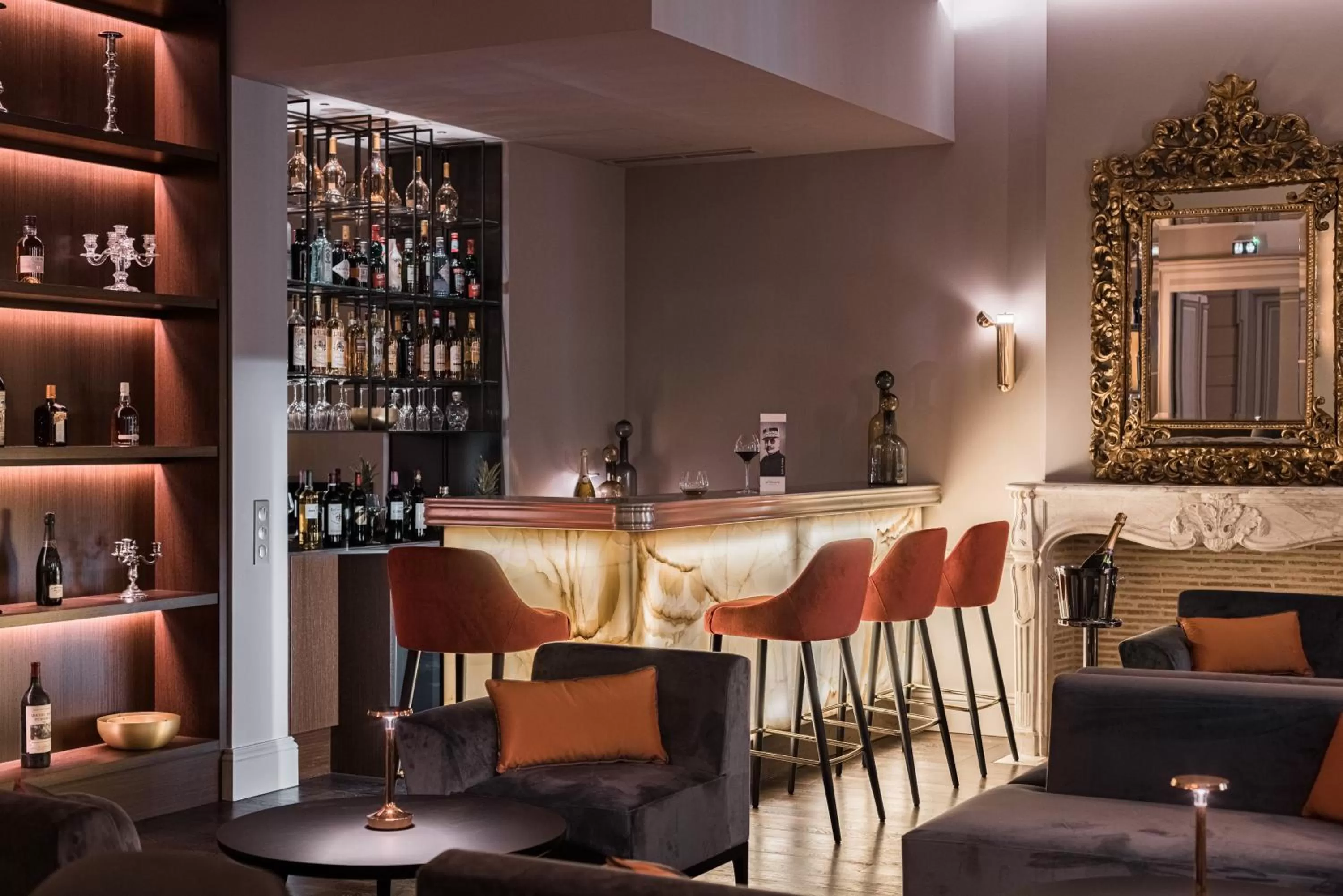Lounge or bar in Villas Foch Boutique Hotel & Spa Bordeaux