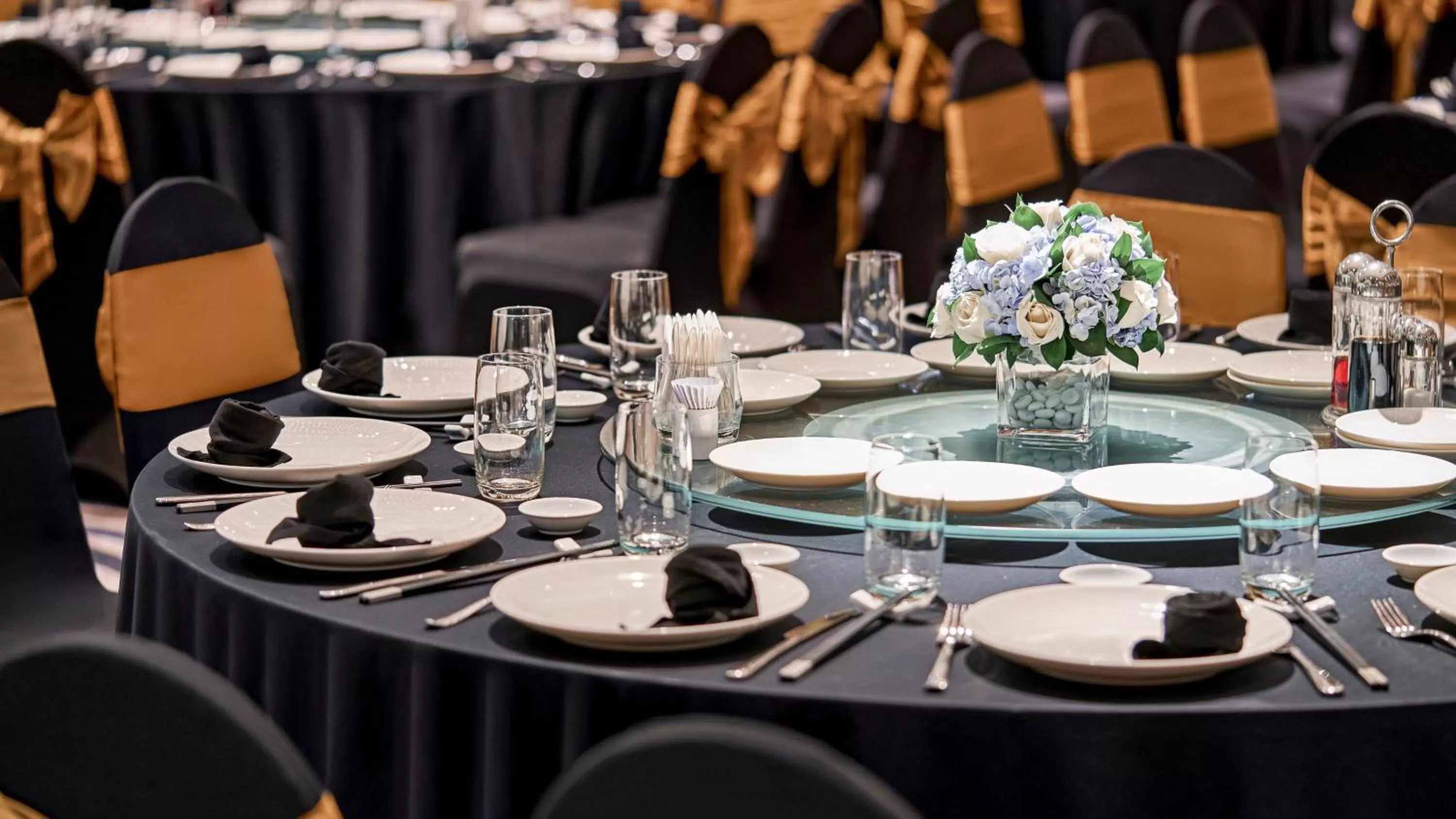 Banquet/Function facilities, Restaurant/Places to Eat in InterContinental Residences Saigon, an IHG Hotel