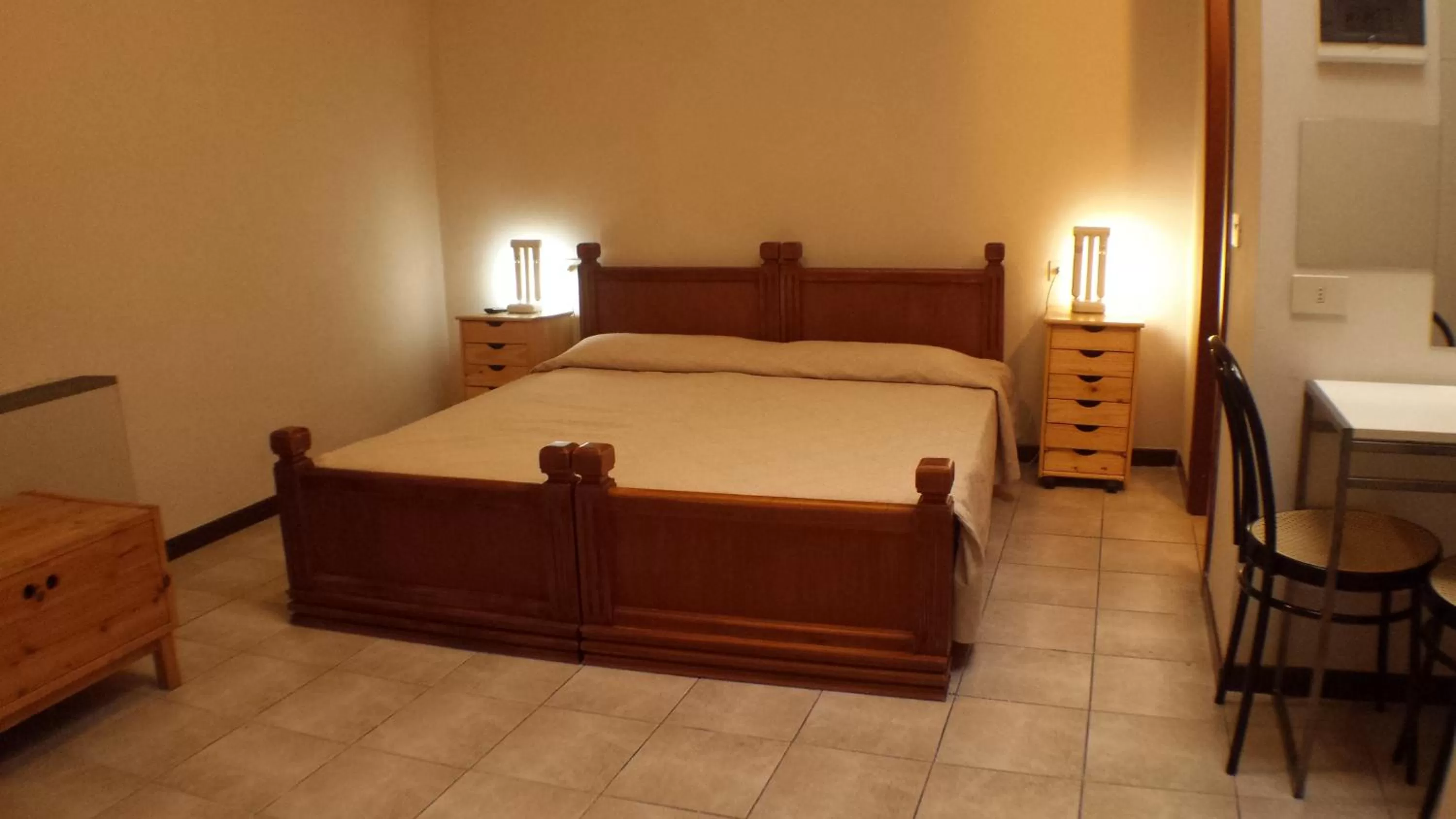 Photo of the whole room, Bed in Hotel Firenze 2000