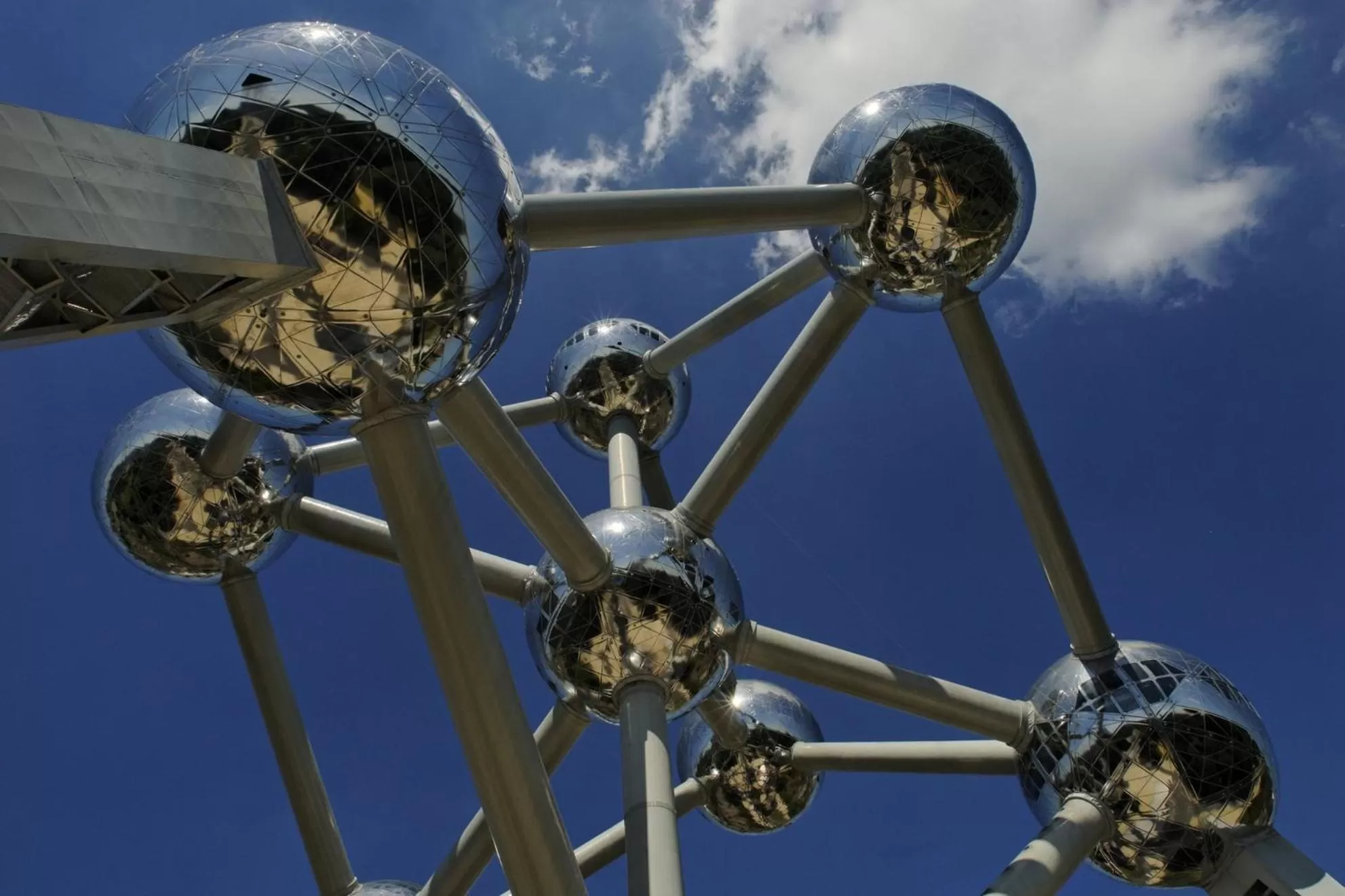 Area and facilities in Crowne Plaza Brussels Airport by IHG