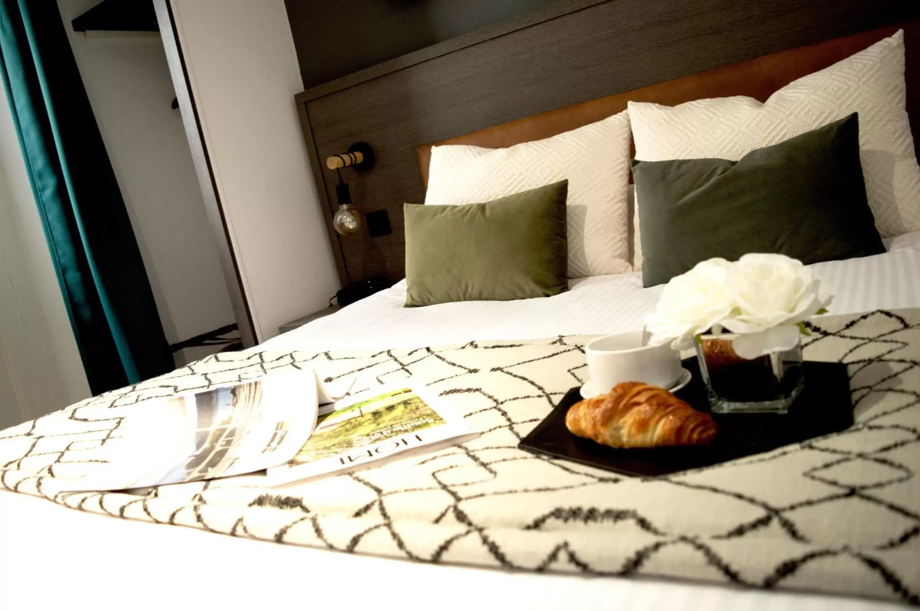 Double Room - single occupancy in Icône Hôtel - Annecy Double Room - single occupancy in Icône Hôtel - Annecy