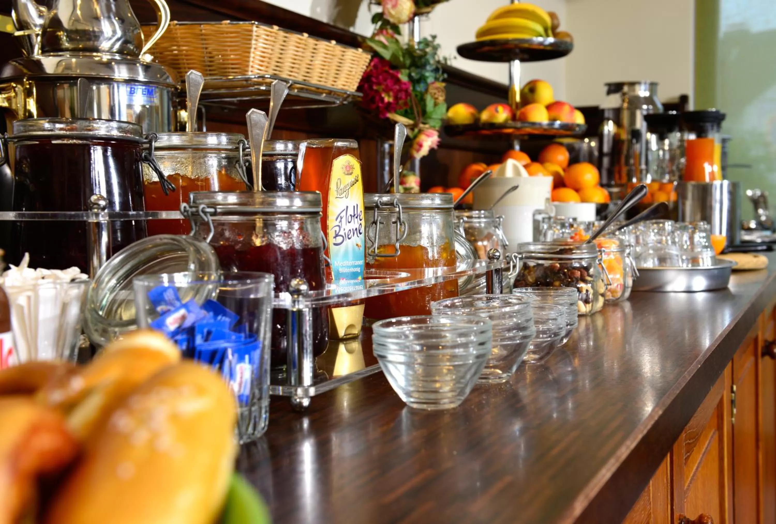 Buffet breakfast in Hotel & Wirtshaus Hansen