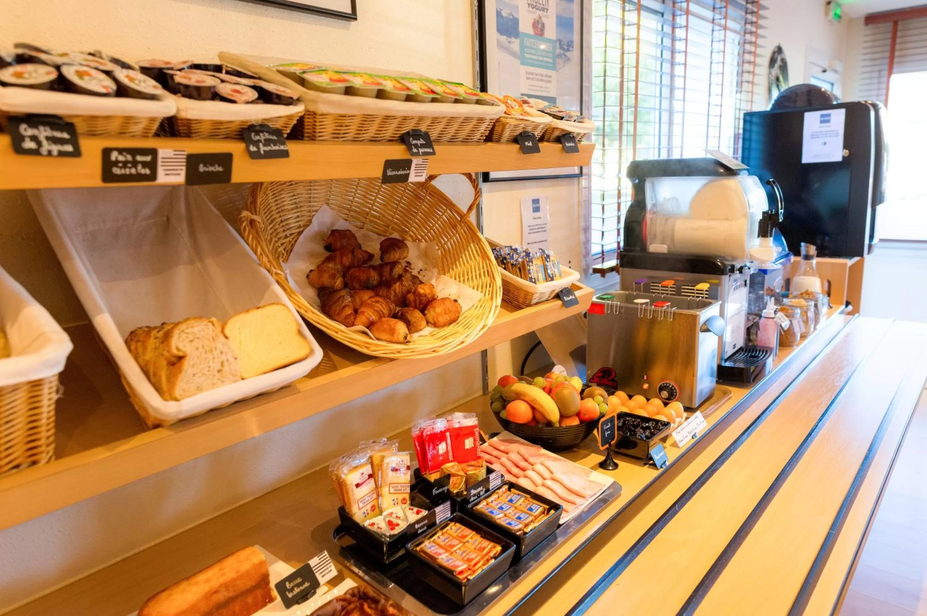 Breakfast in Kyriad Quimper - Pont-l'Abbé