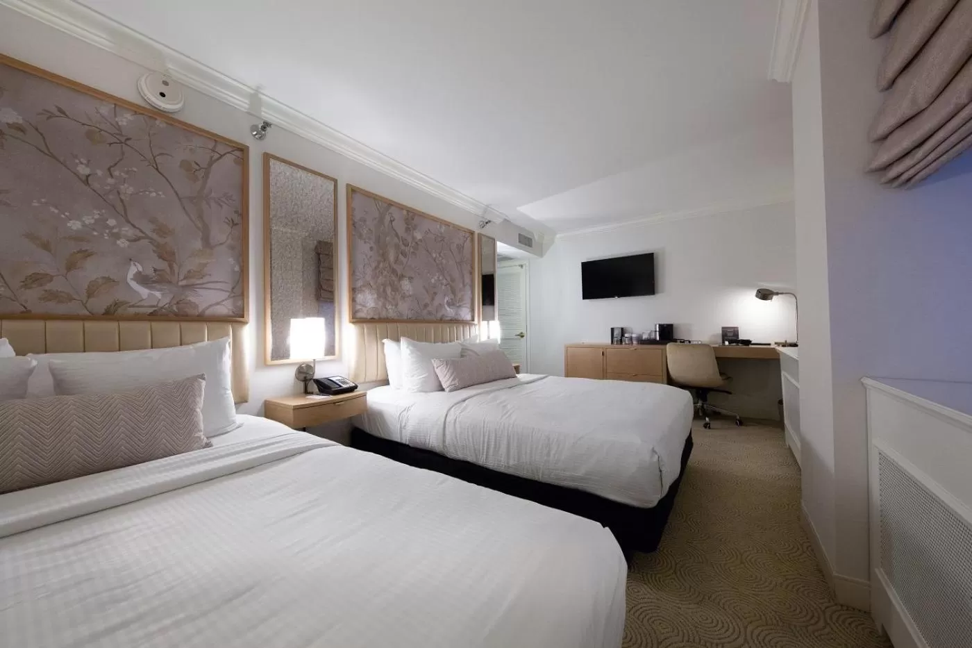 Bed in Warwick Allerton Chicago