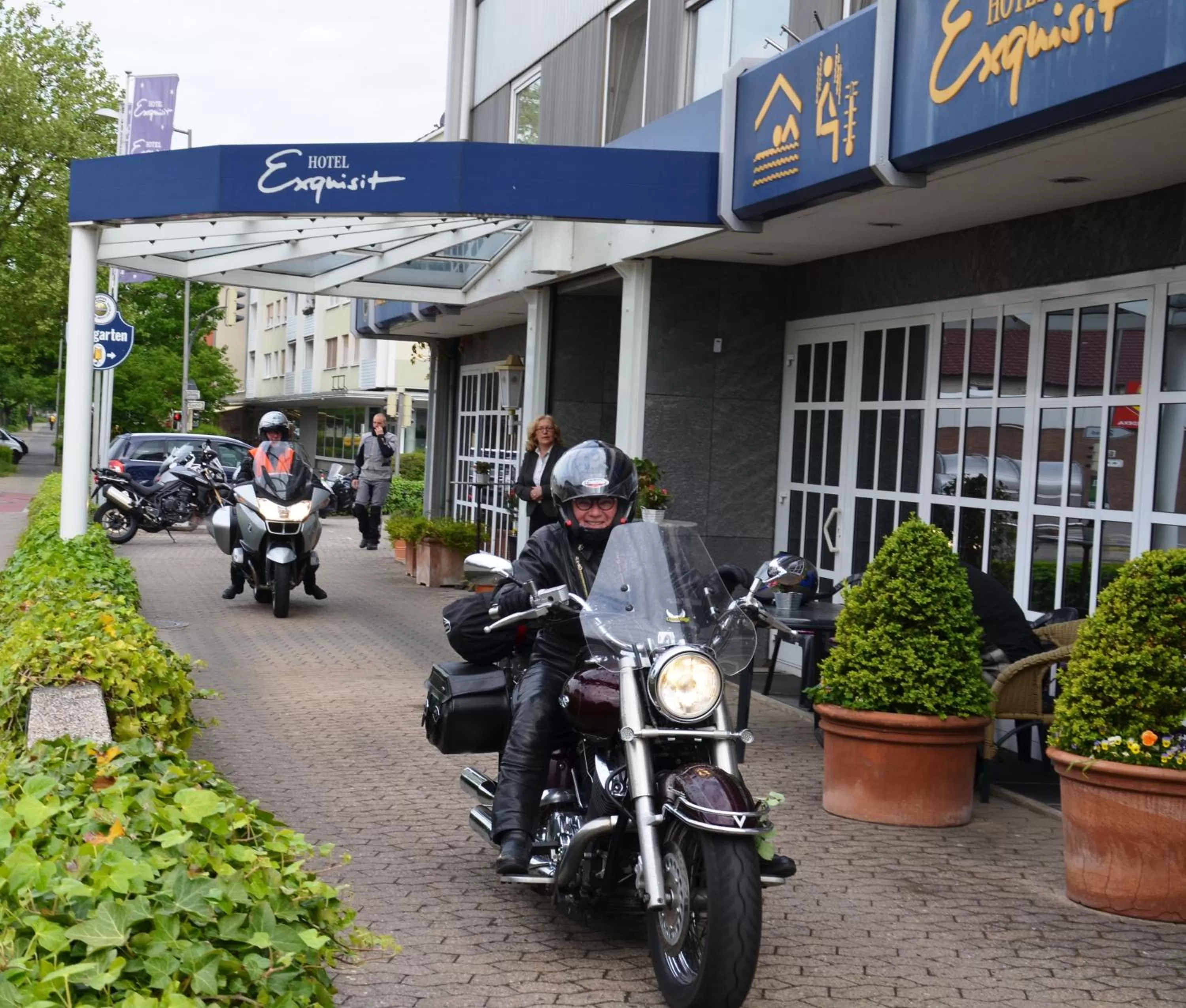 Facade/entrance in Hotel Exquisit