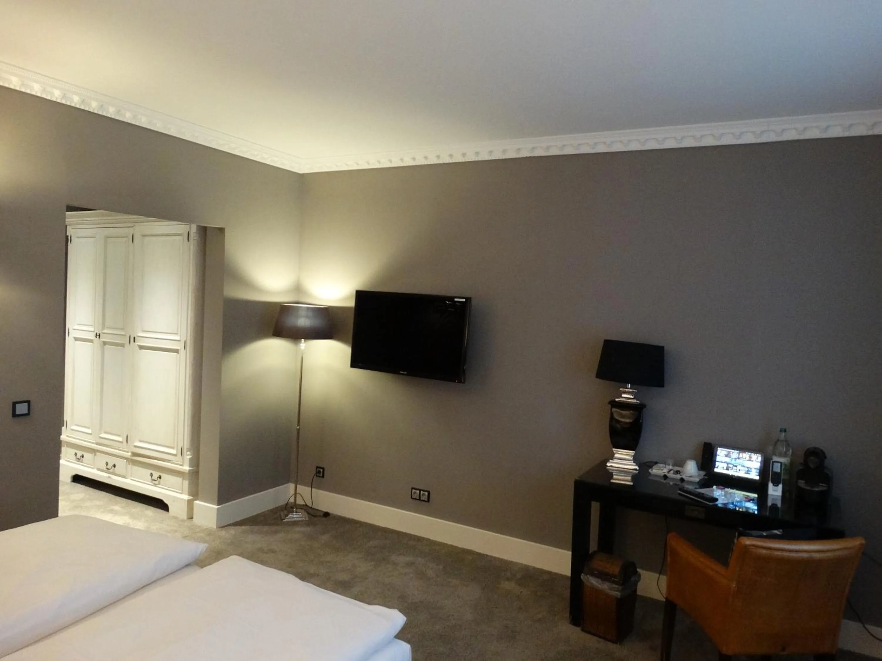 TV and multimedia, Bed in Boutique-Hotel GEORGES