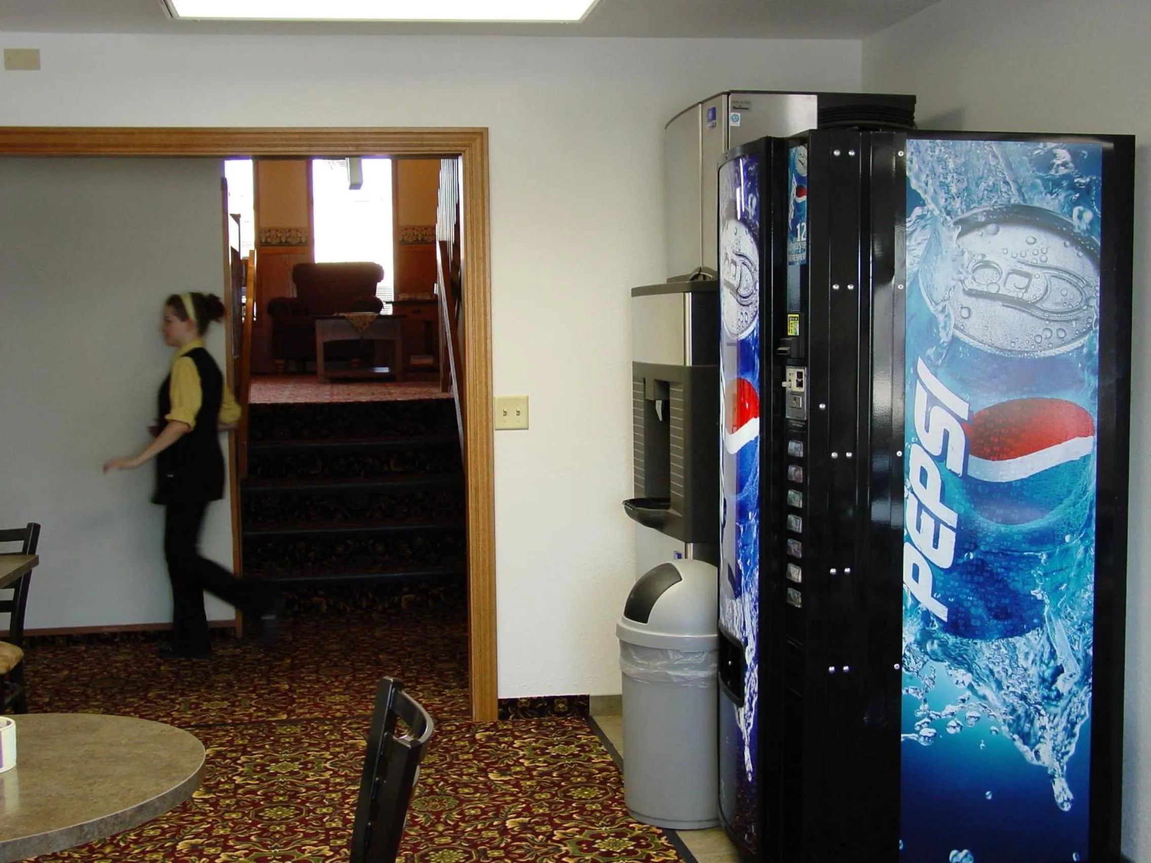 Food in Super 8 by Wyndham Manhattan KS