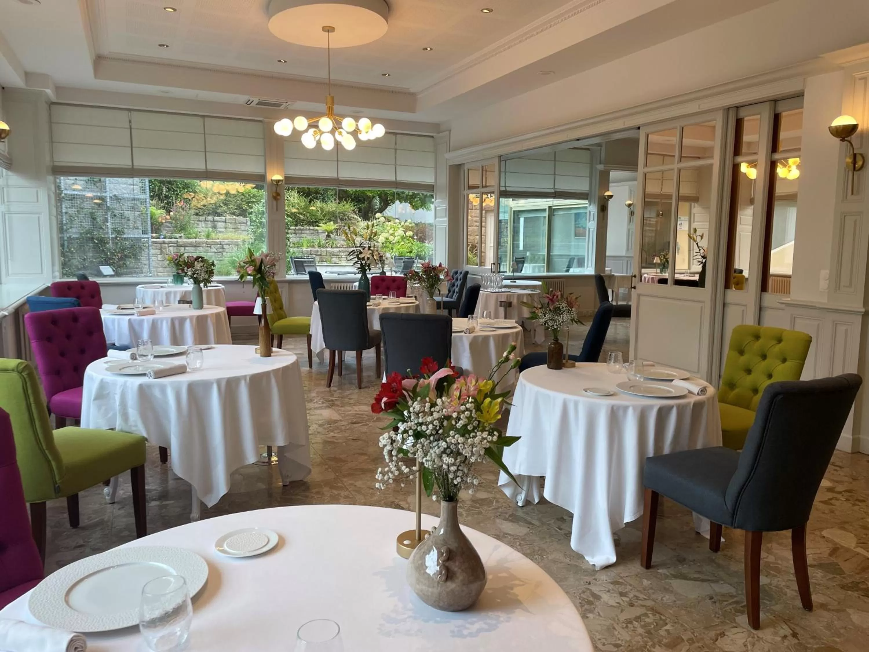 Restaurant/places to eat in Domaine du Limonay, The Originals Collection