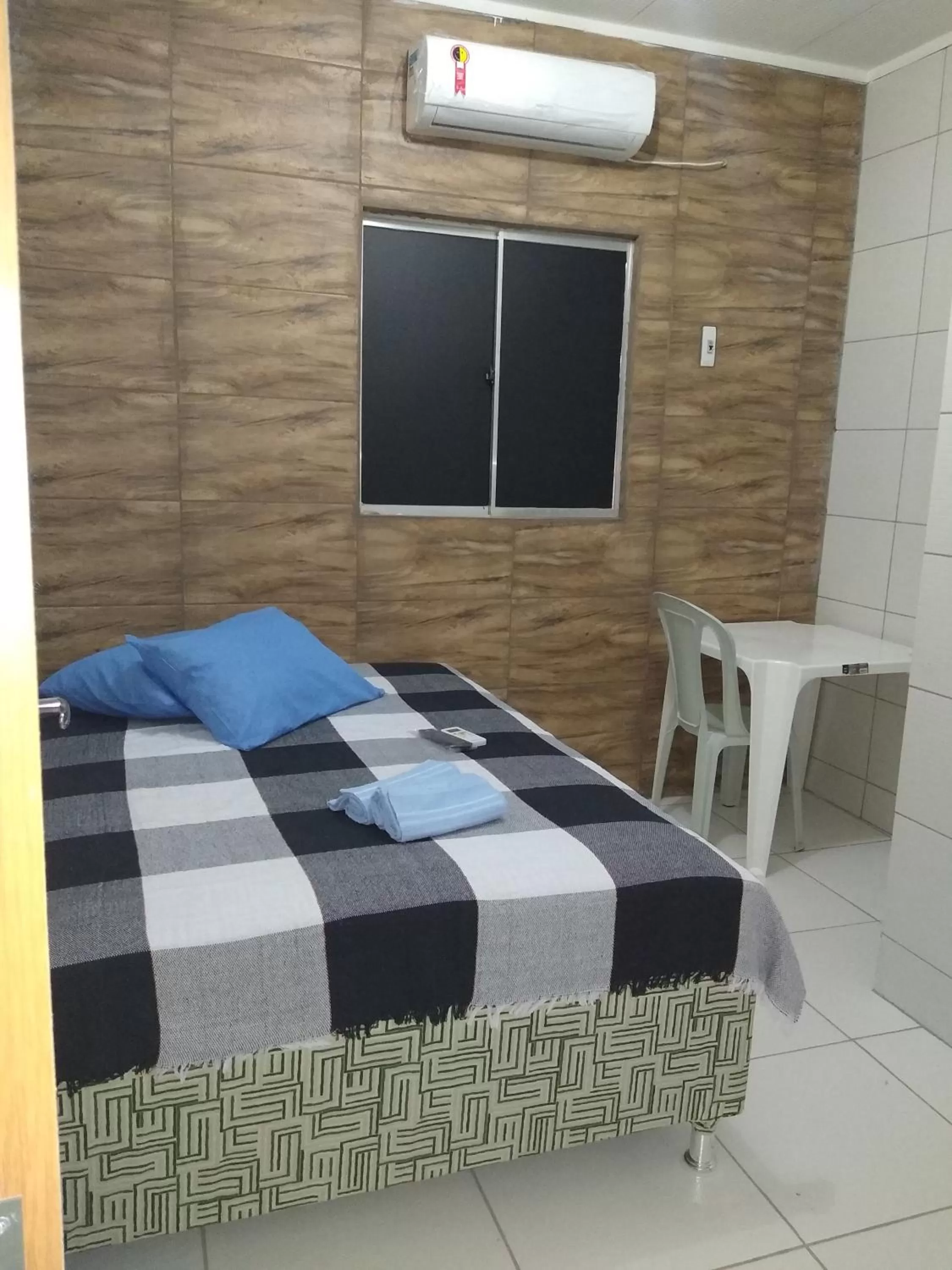 Bed in HOTEL CIDADE EXPRESS 24H