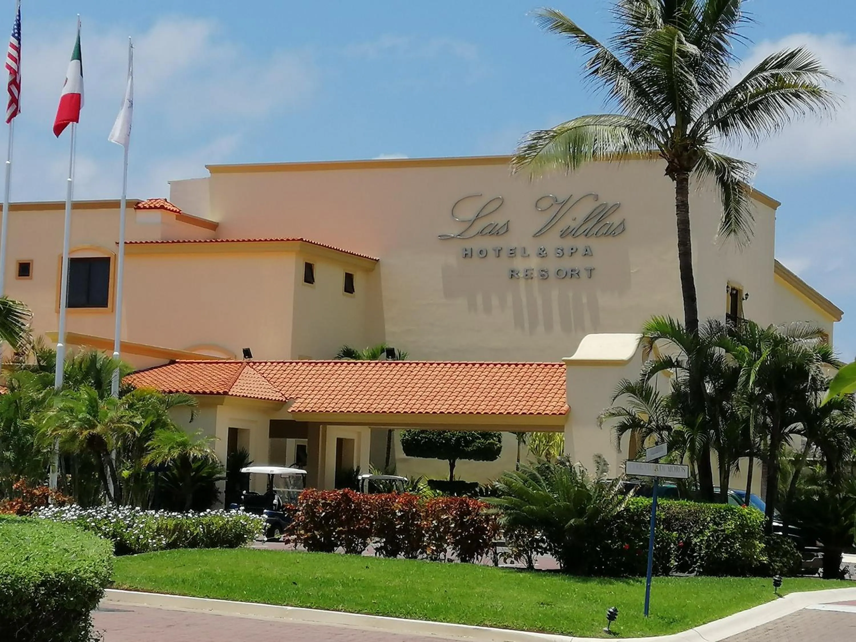 Facade/entrance in Las Villas Hotel & Golf By Estrella del Mar