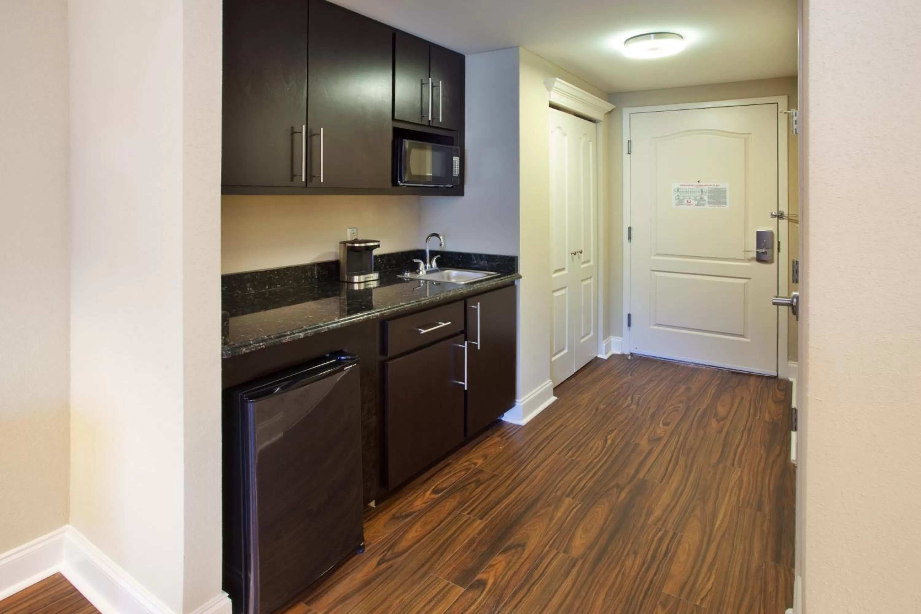 Bedroom in Holiday Inn Macon North by IHG